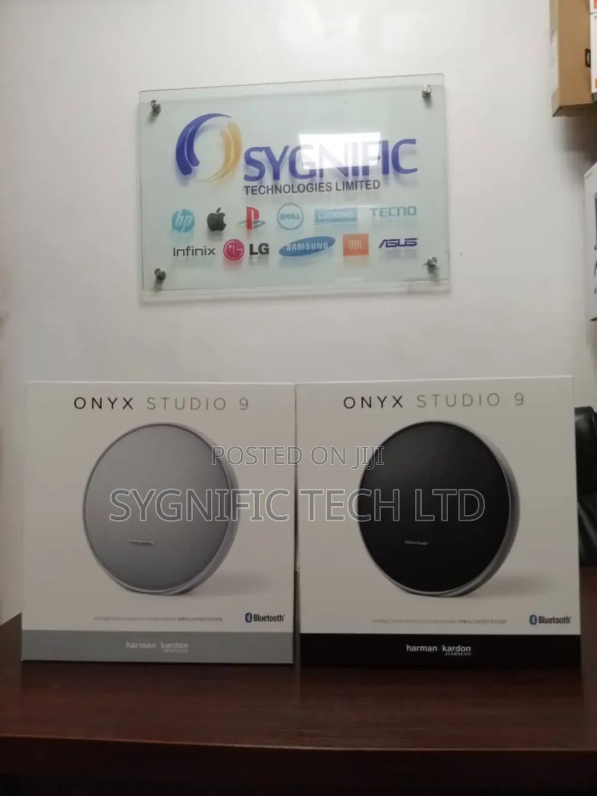 Onyx Studio 9 Speaker