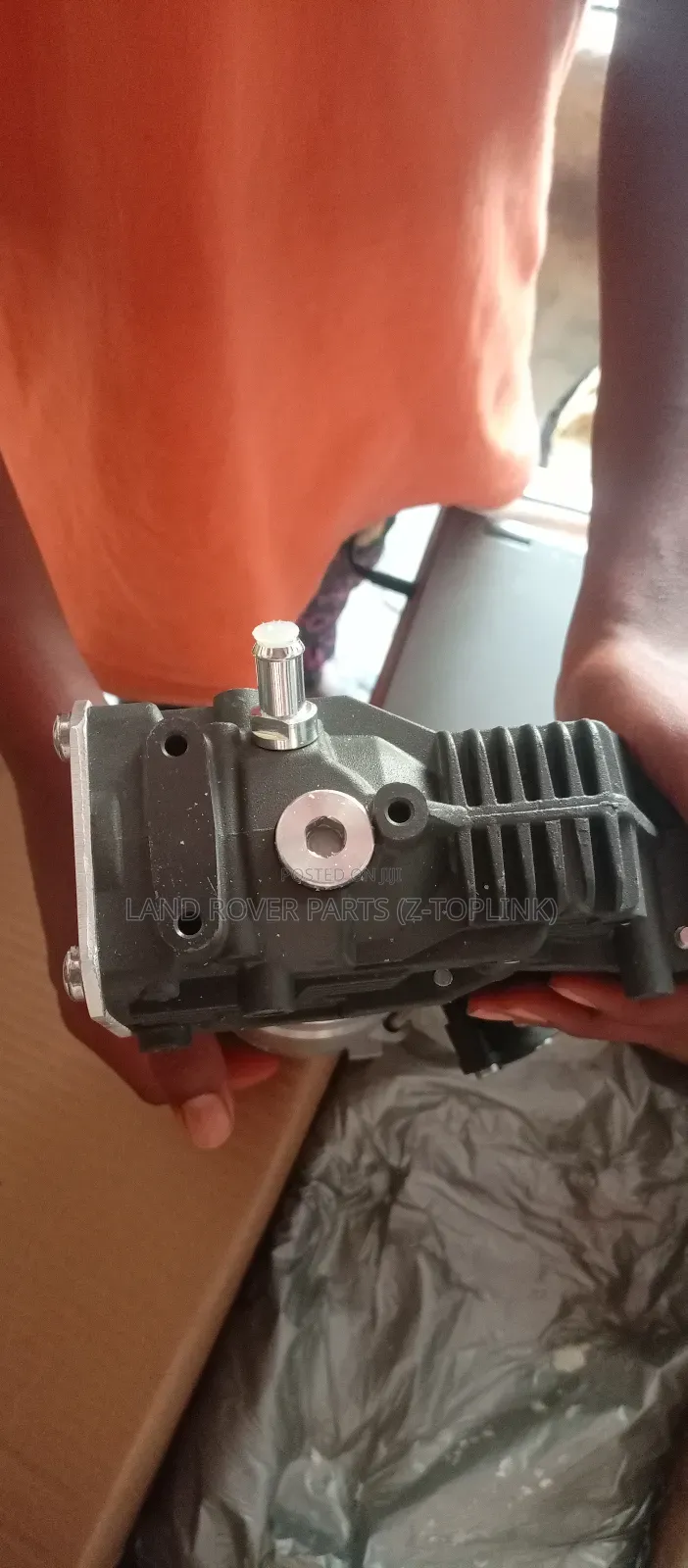 Airmatic or Suspension Pump Range Rover 2014