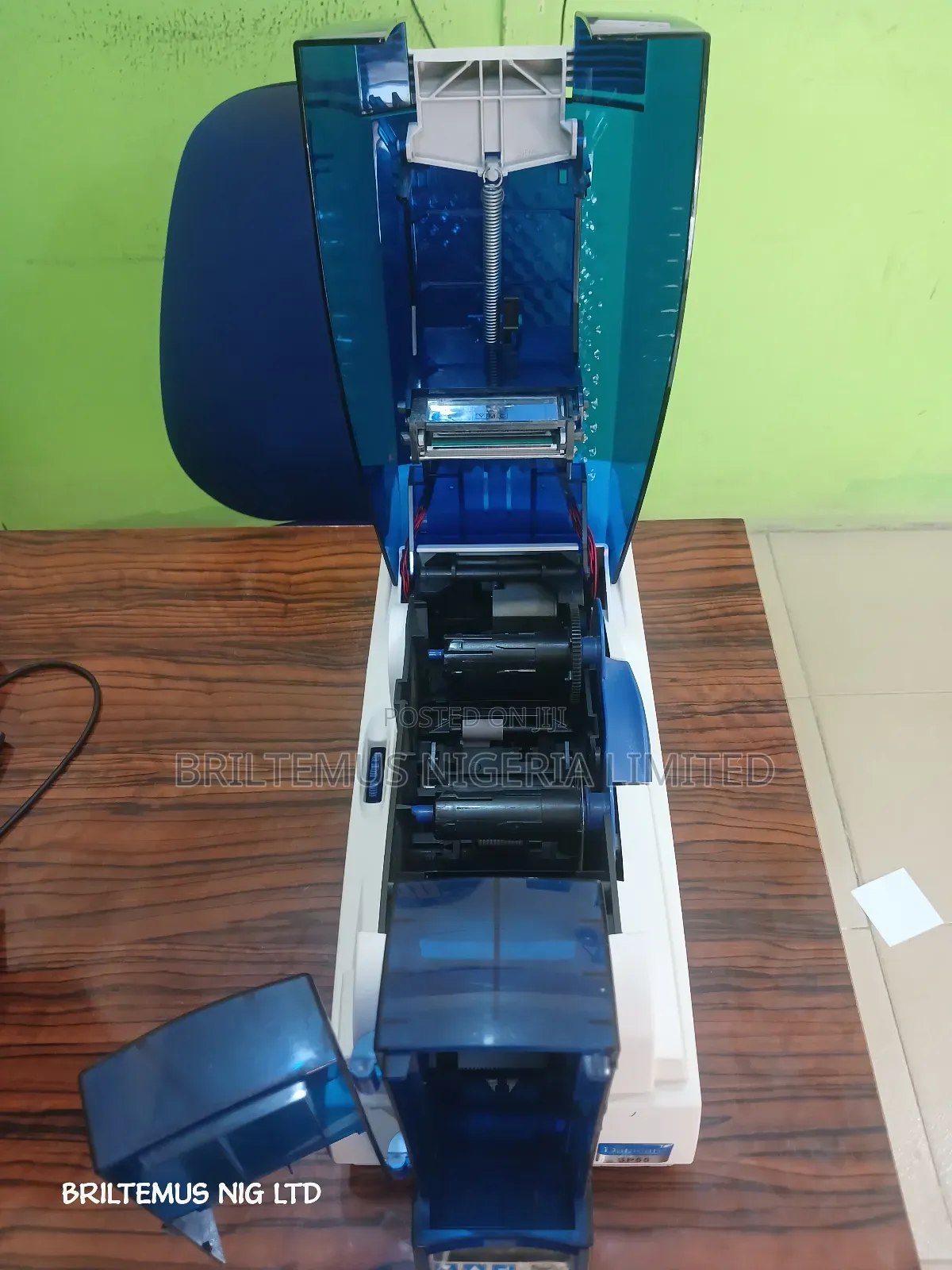 Uk Used Datacard Sp55 Plastic Id Card Printer