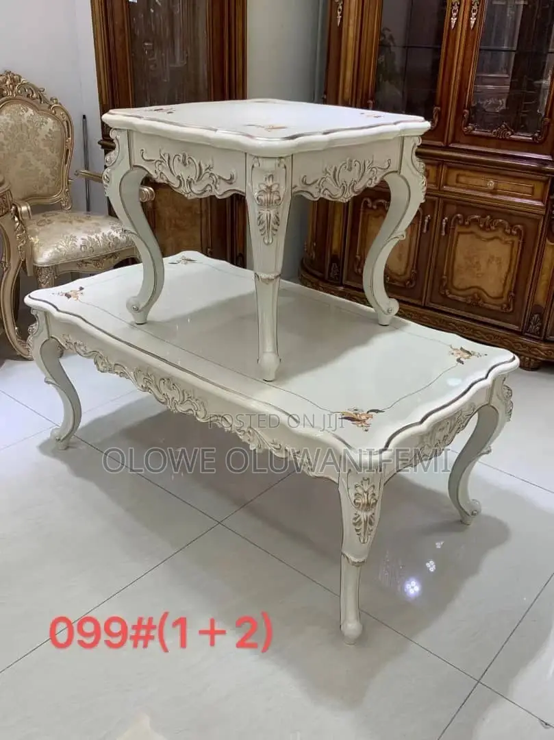 Imported Royal Center Table With 2 Stool