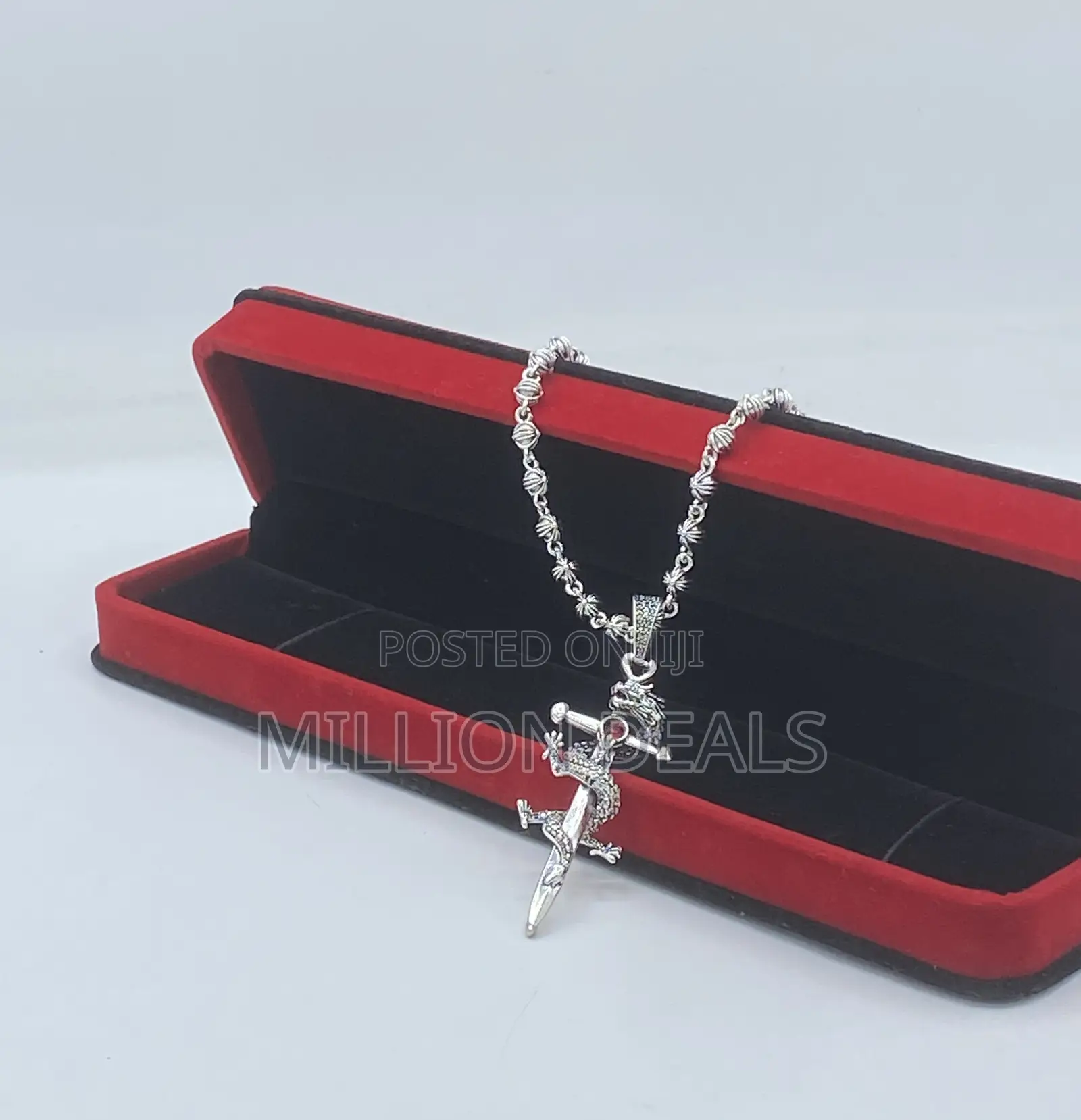 Ski Steeze Luxe Men’S Unique Neckpiece