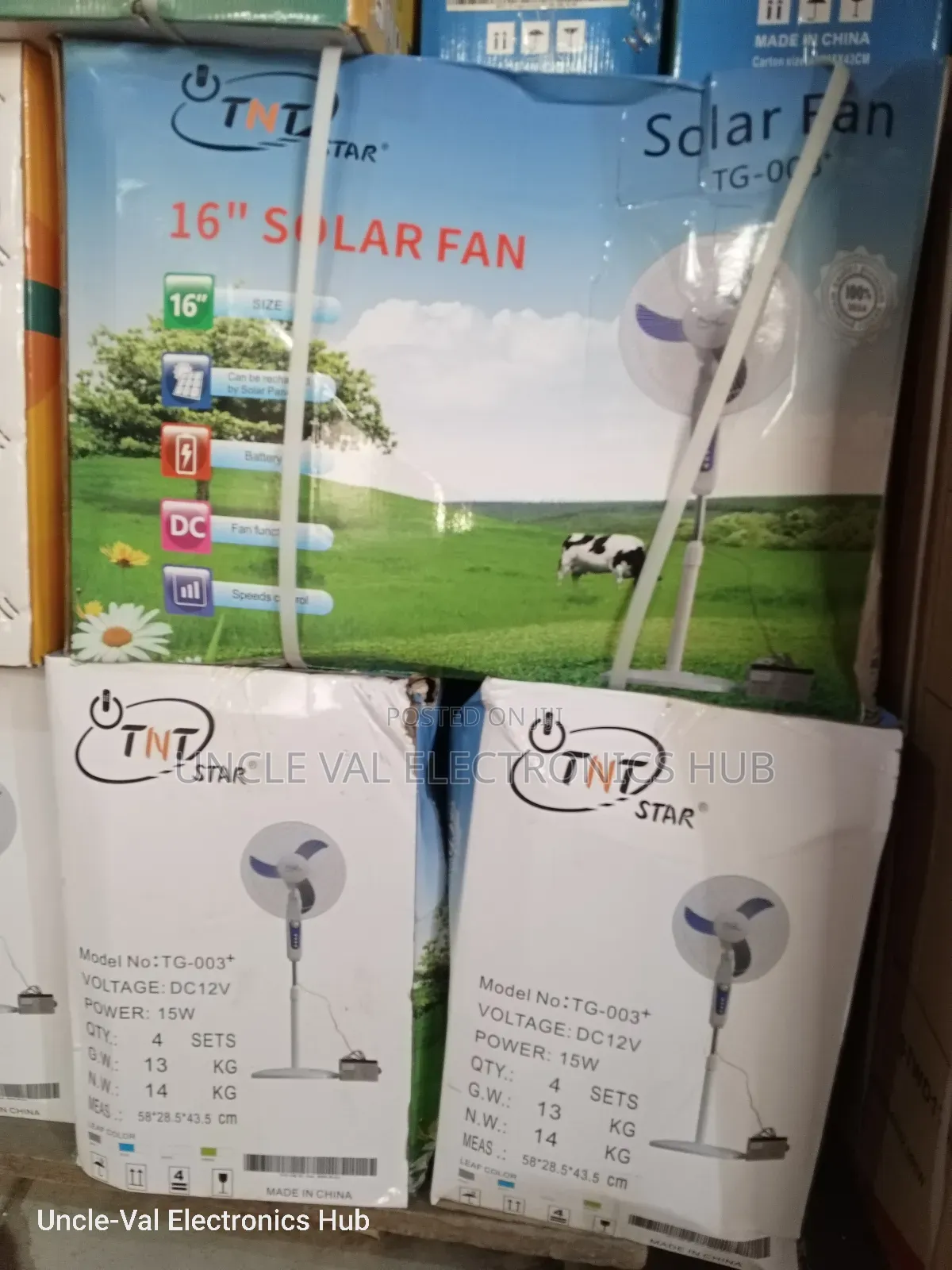 TNT Star 16" Solar DC Fan