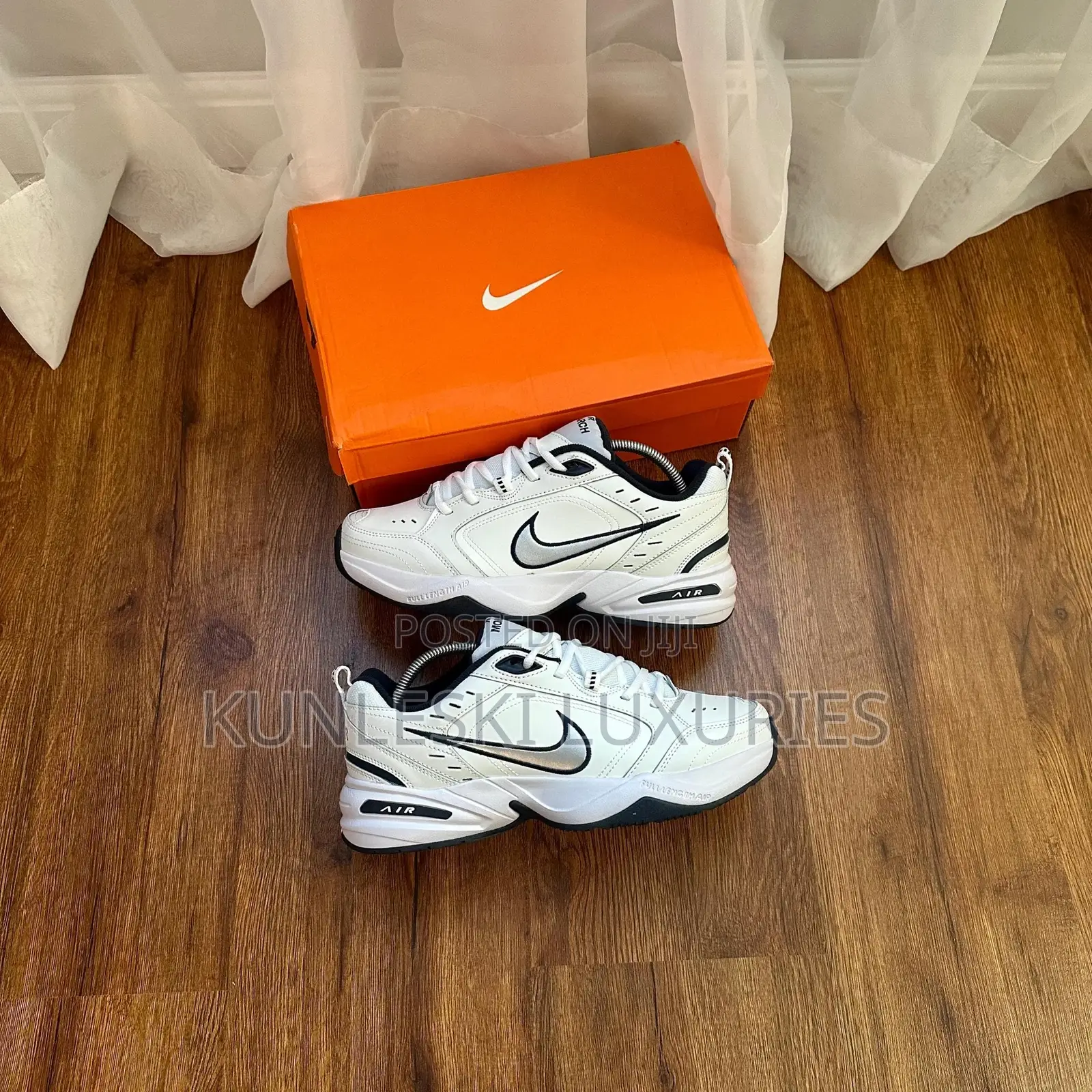 Original Nike Air Monarch IV Y2K Sneakers
