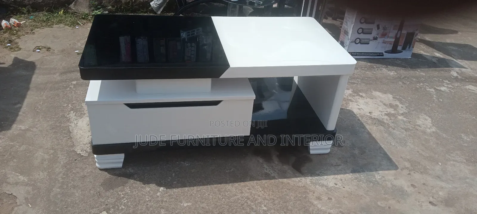 Black and White Center Table