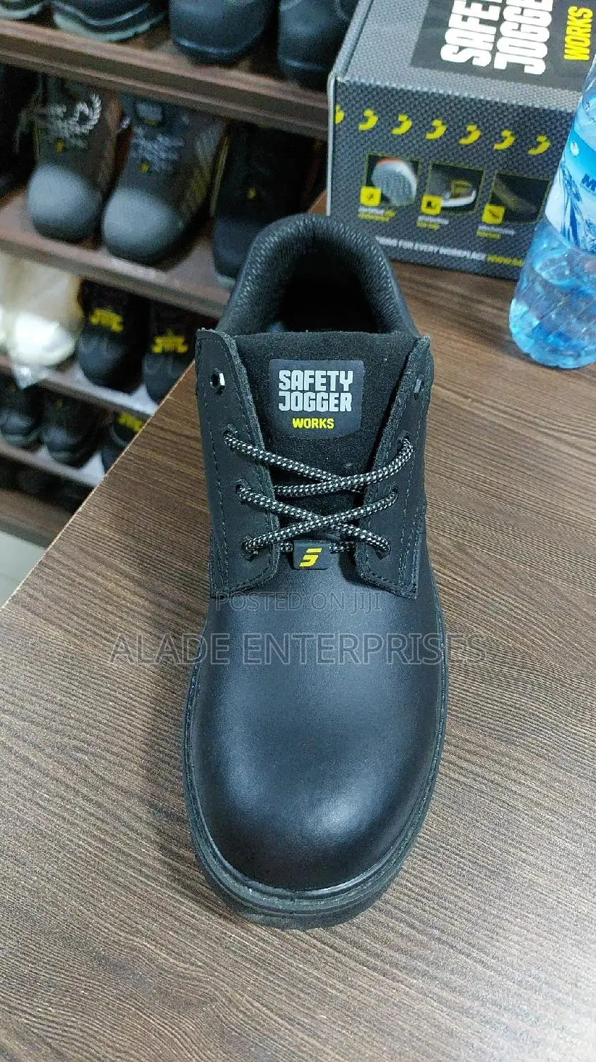 SAFETY JOGGER Low-cut Leather Safety Shoe For Protection