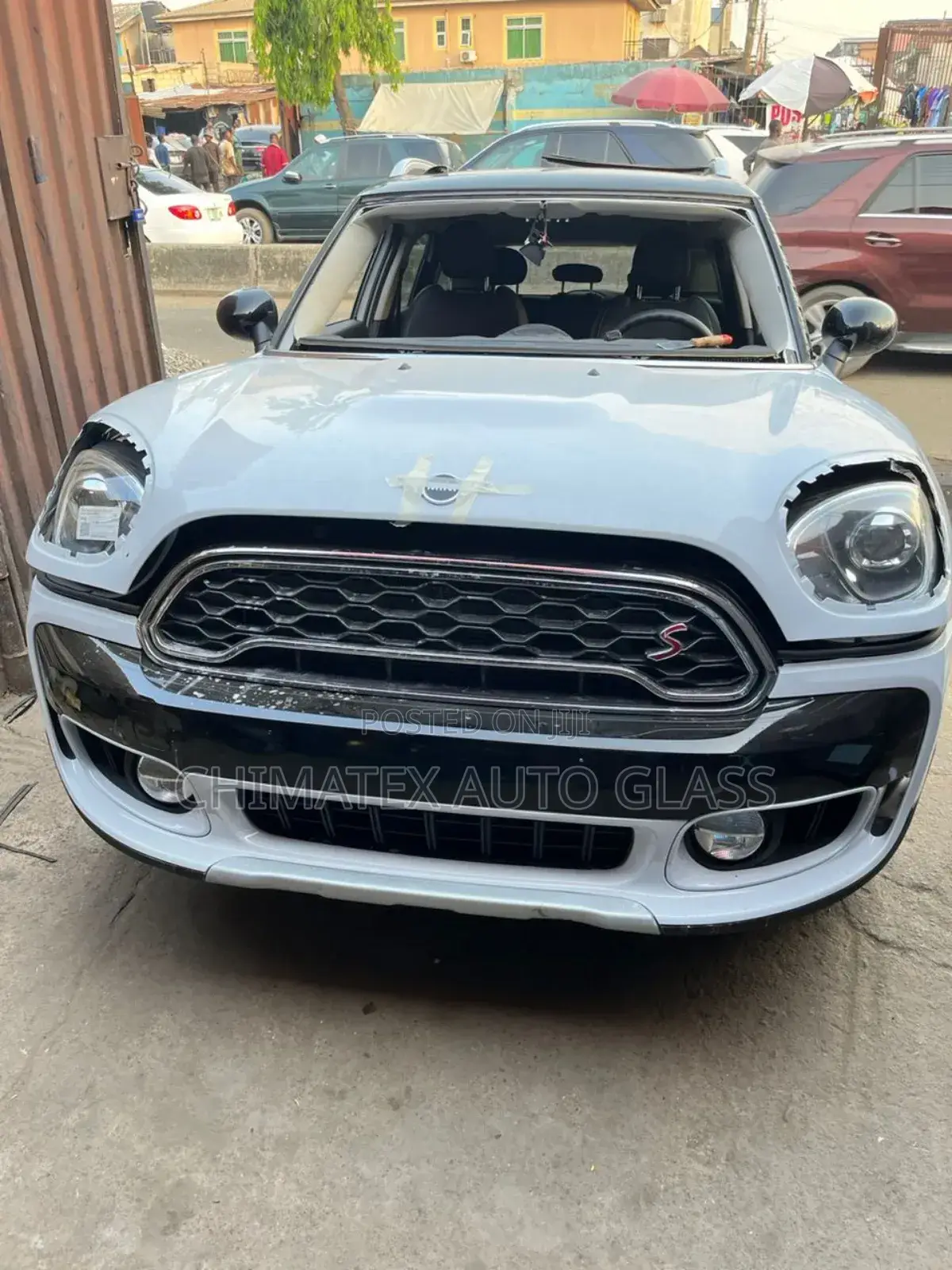 Mini Cooper Country Man 2018 Windscreen Glass Available