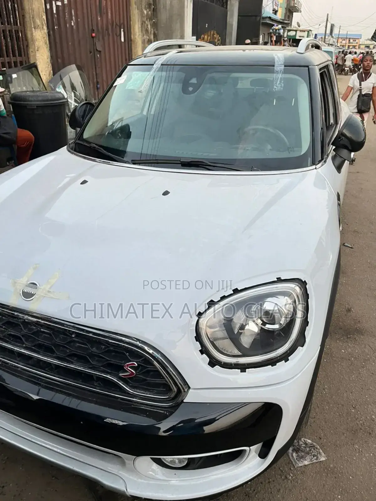 Mini Cooper Country Man 2018 Windscreen Glass Available