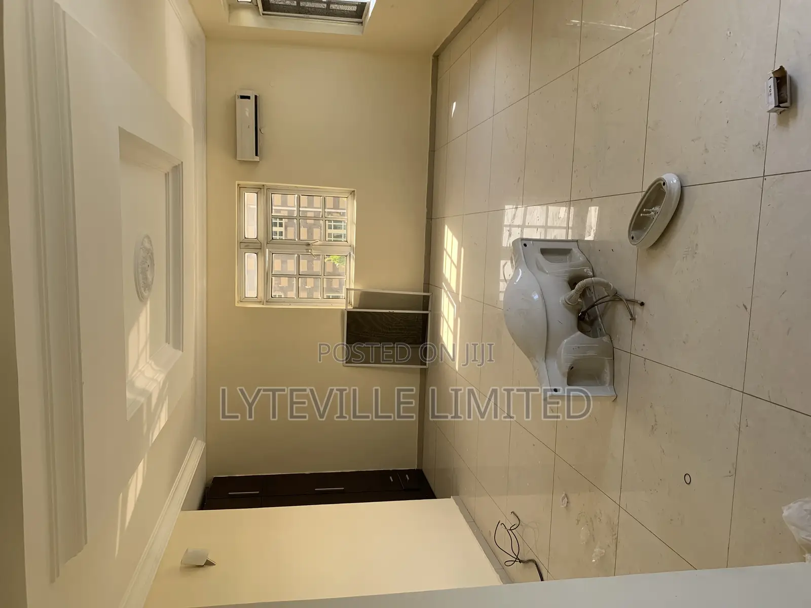 4bdrm Block of Flats in Mabushi for rent