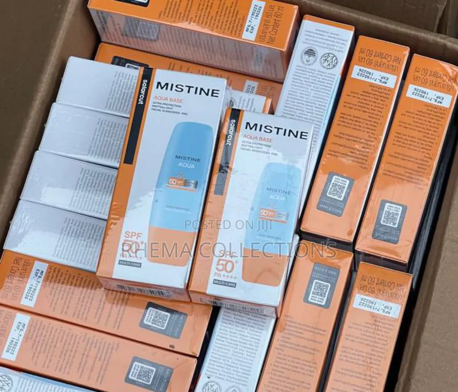 Mistine Aqua Base Ultra Matte Light Facial Sunscreen PRO