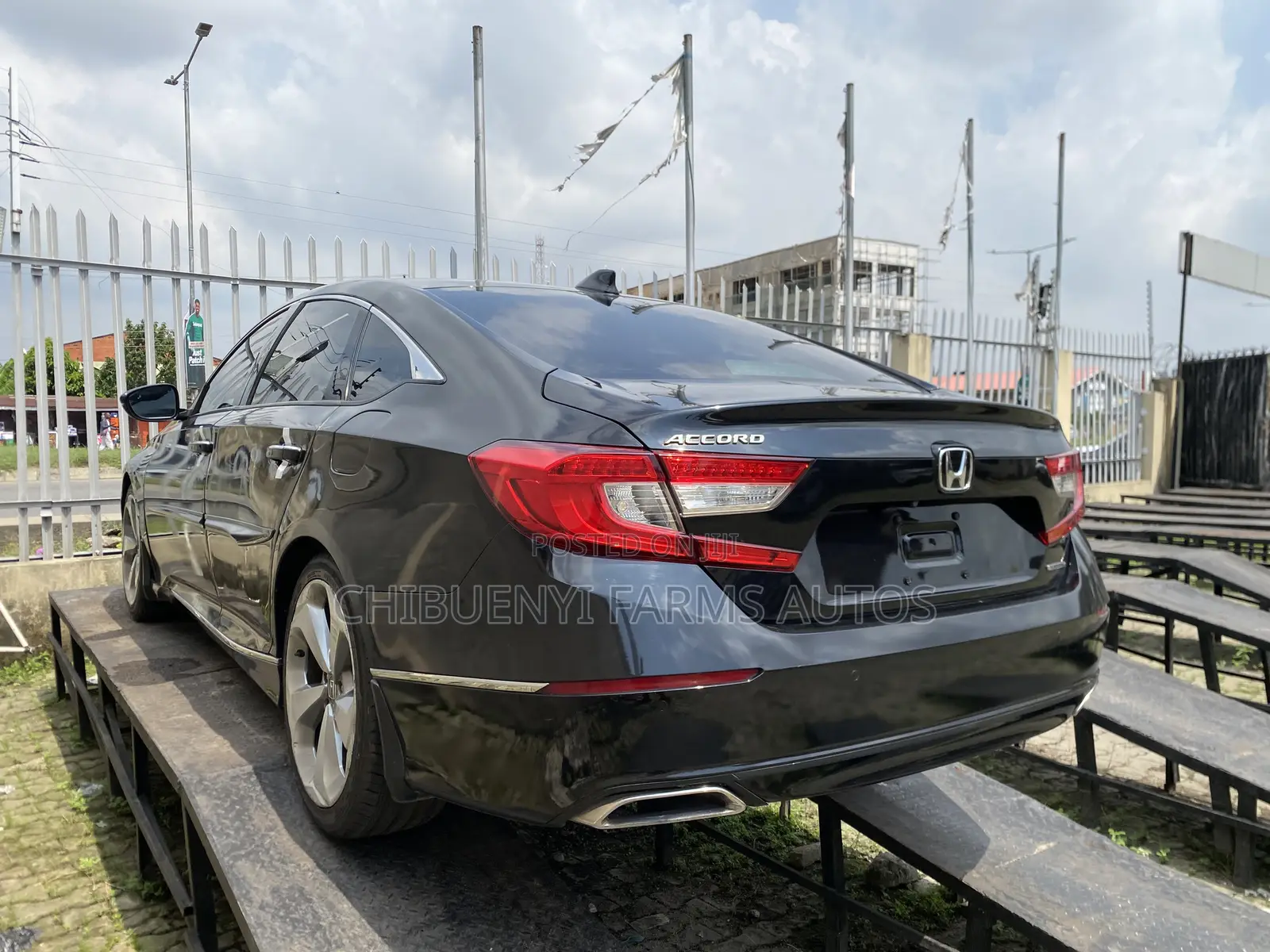 Honda Accord Touring 2.0T 2018 Black