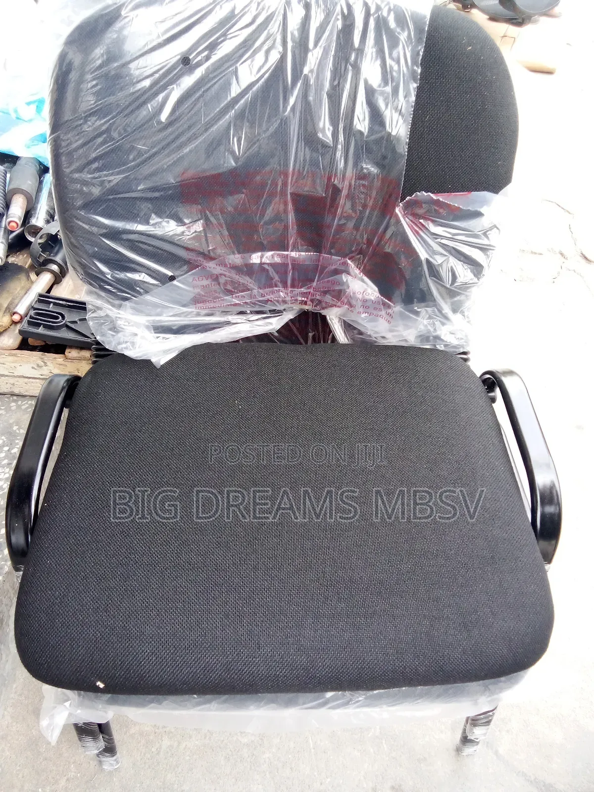 S16 Visitors Chair