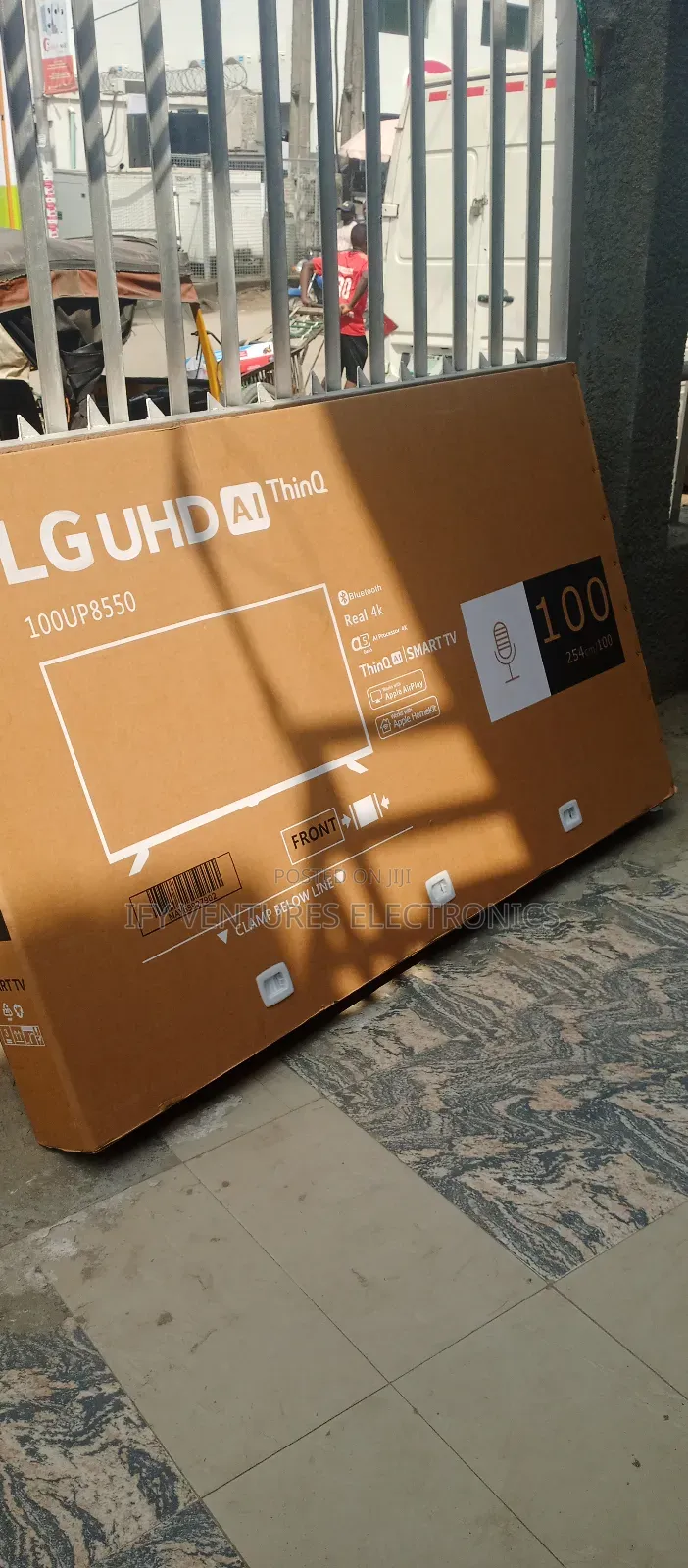 100 Inch Lg Android Smart Tv, Full Hd Tv.