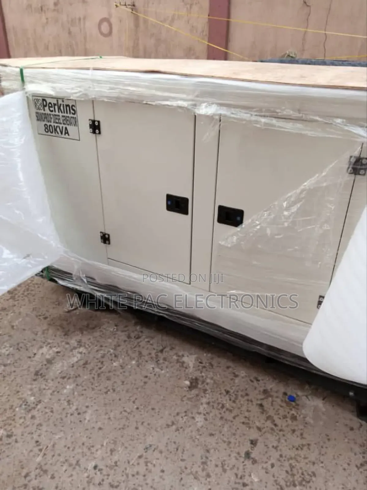 PERKINS 80kva Diesel Engine 3-Phase, 4-Cylinder >Soundproof