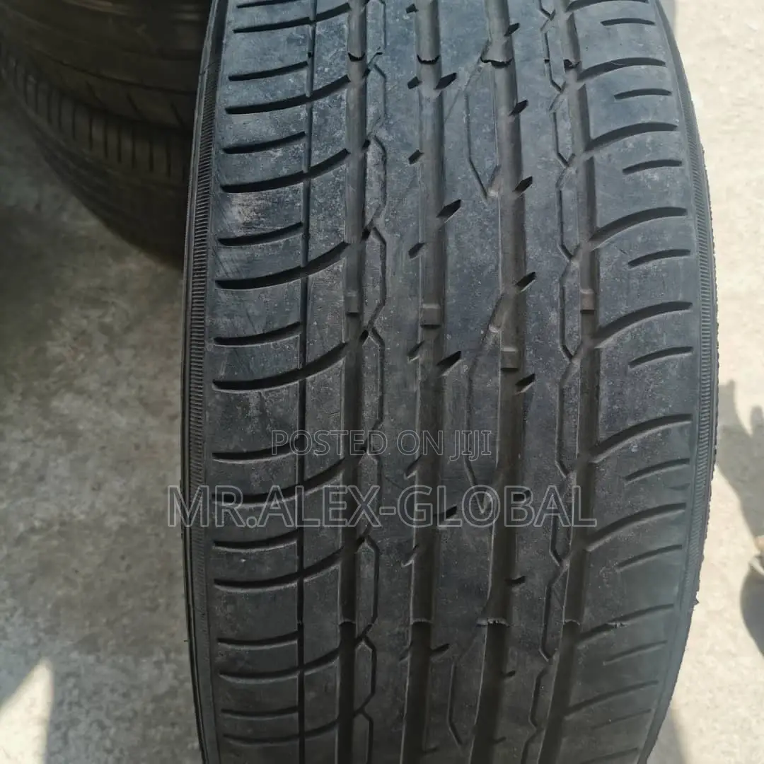 265/35/22 Tires