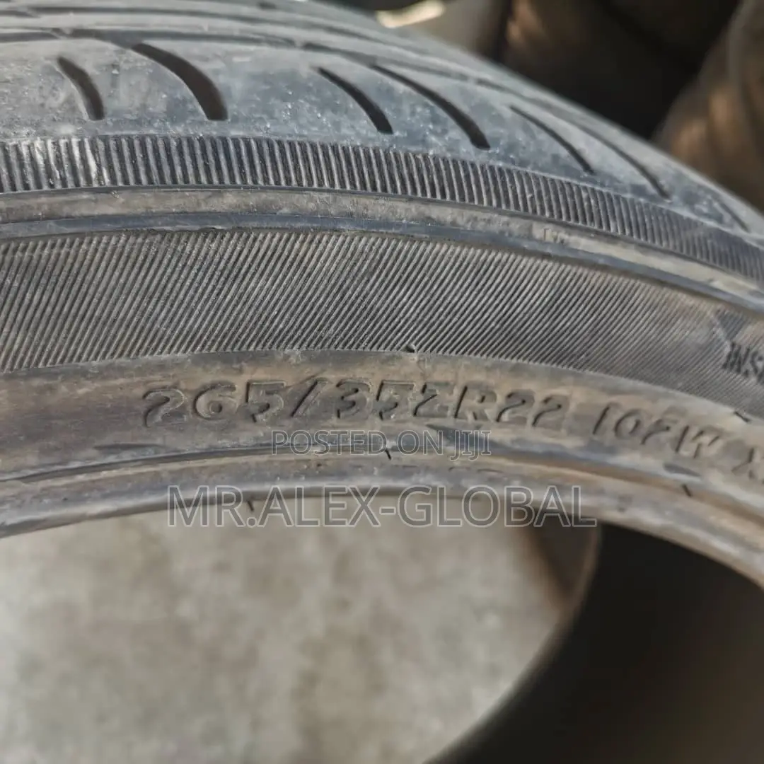 265/35/22 Tires