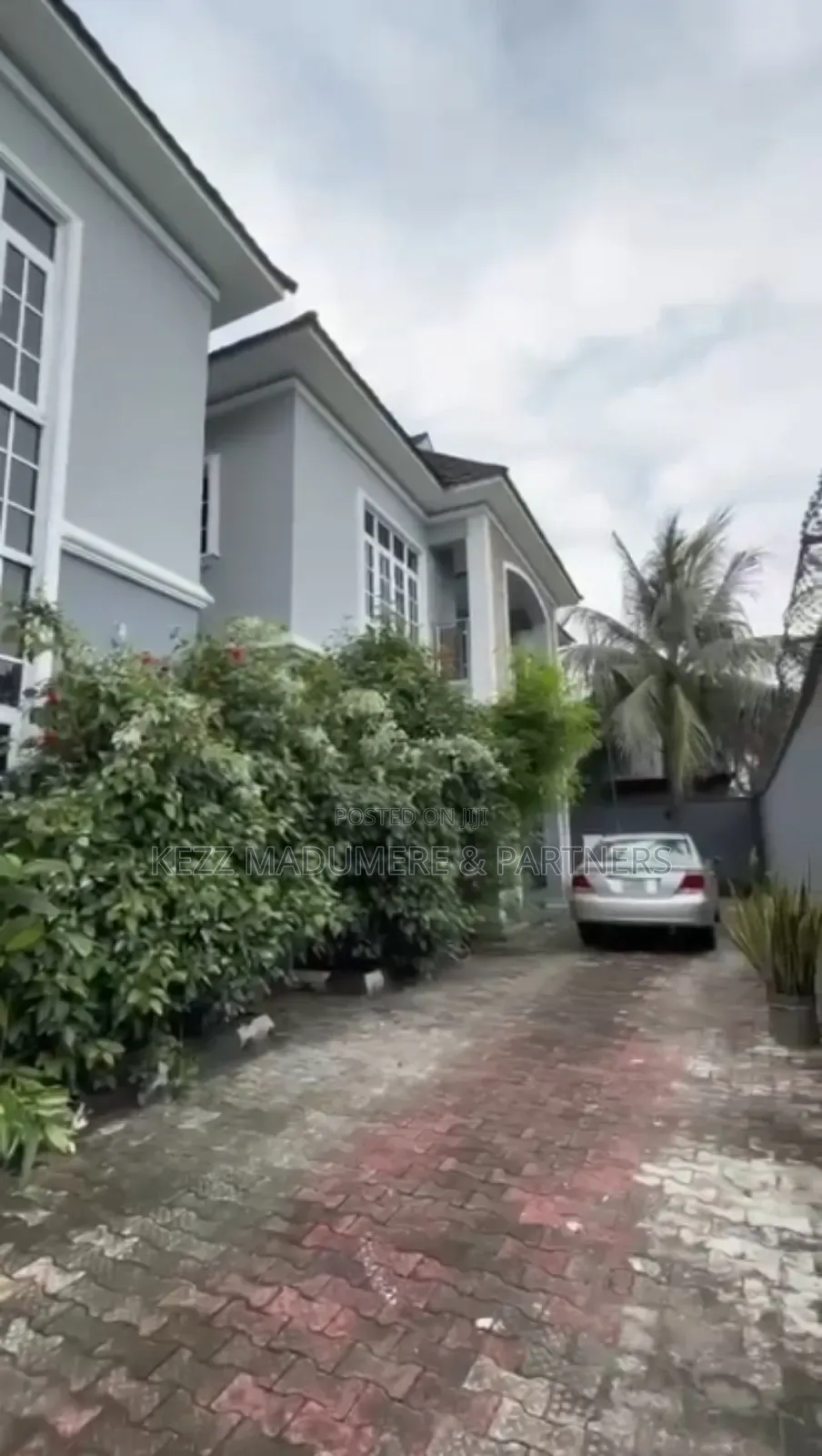 8bdrm Duplex in Dr Peter Odili , for sale