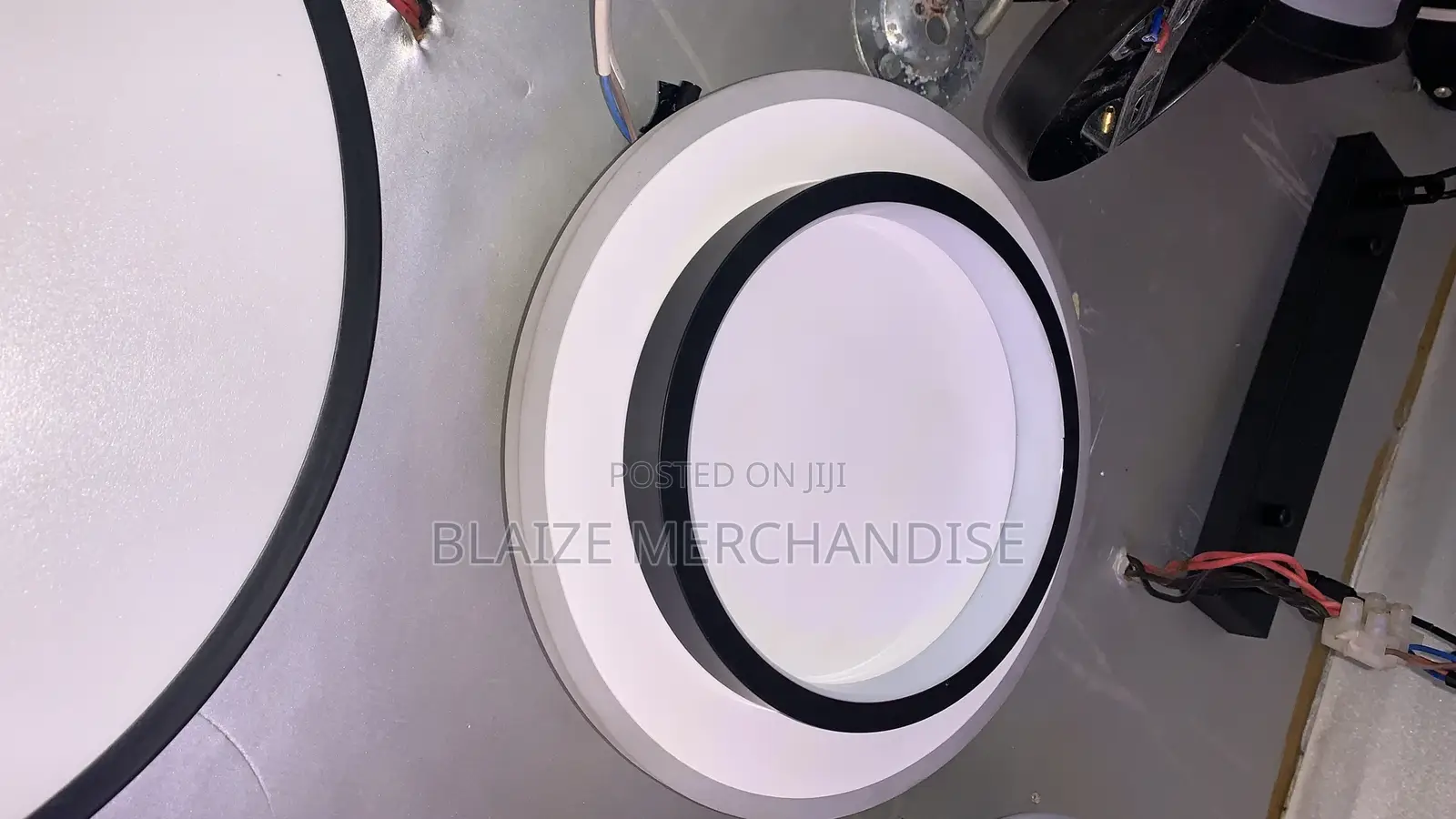 Ceiling Fitting 2 Colour Illumination