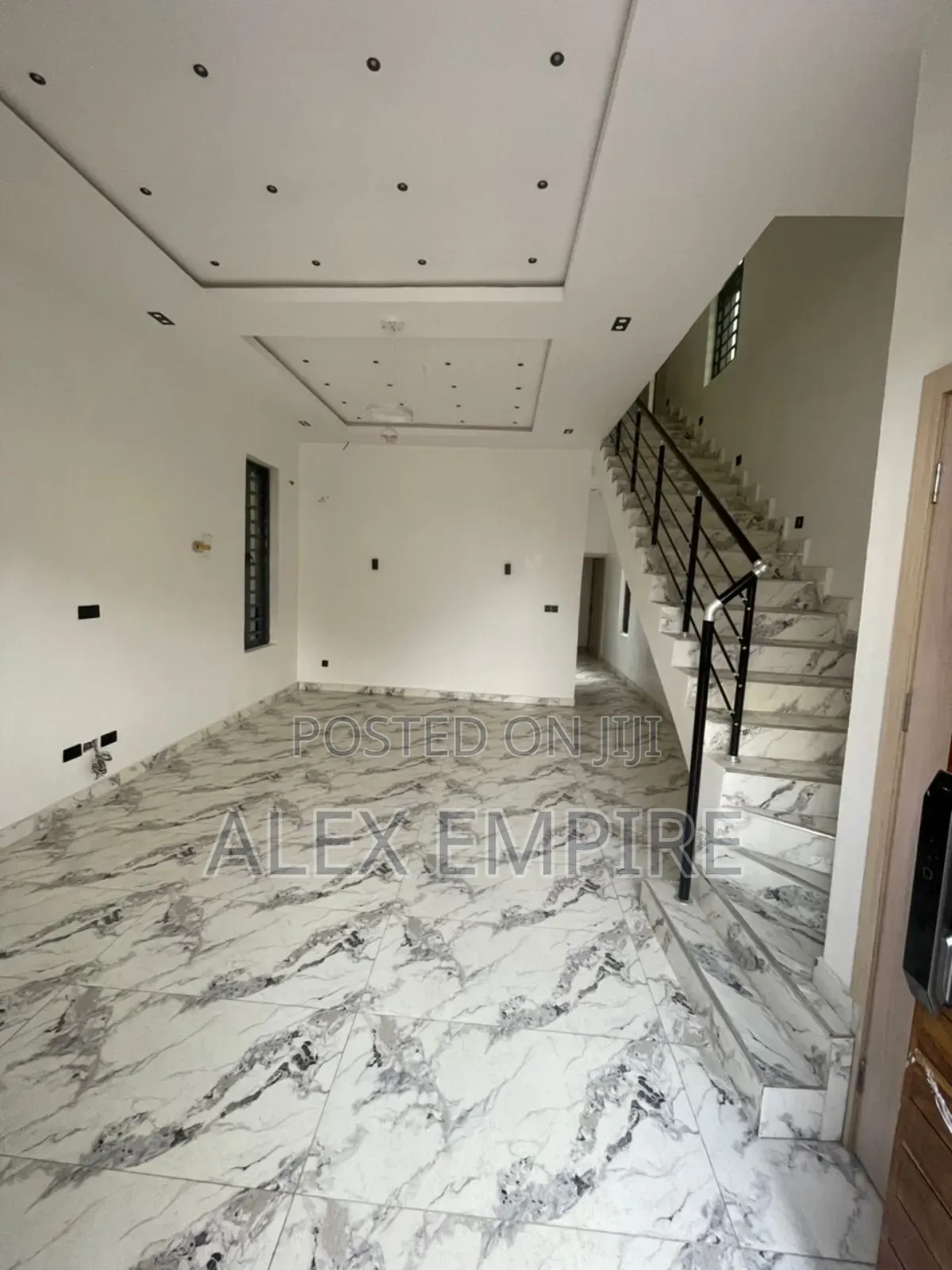 5bdrm Duplex in Ago Palace for sale