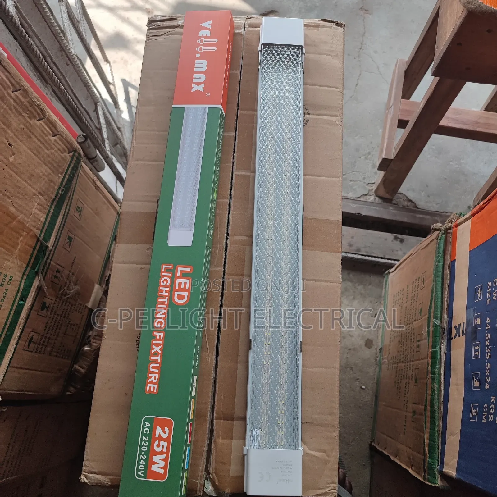 LED Fluorescent Fitting