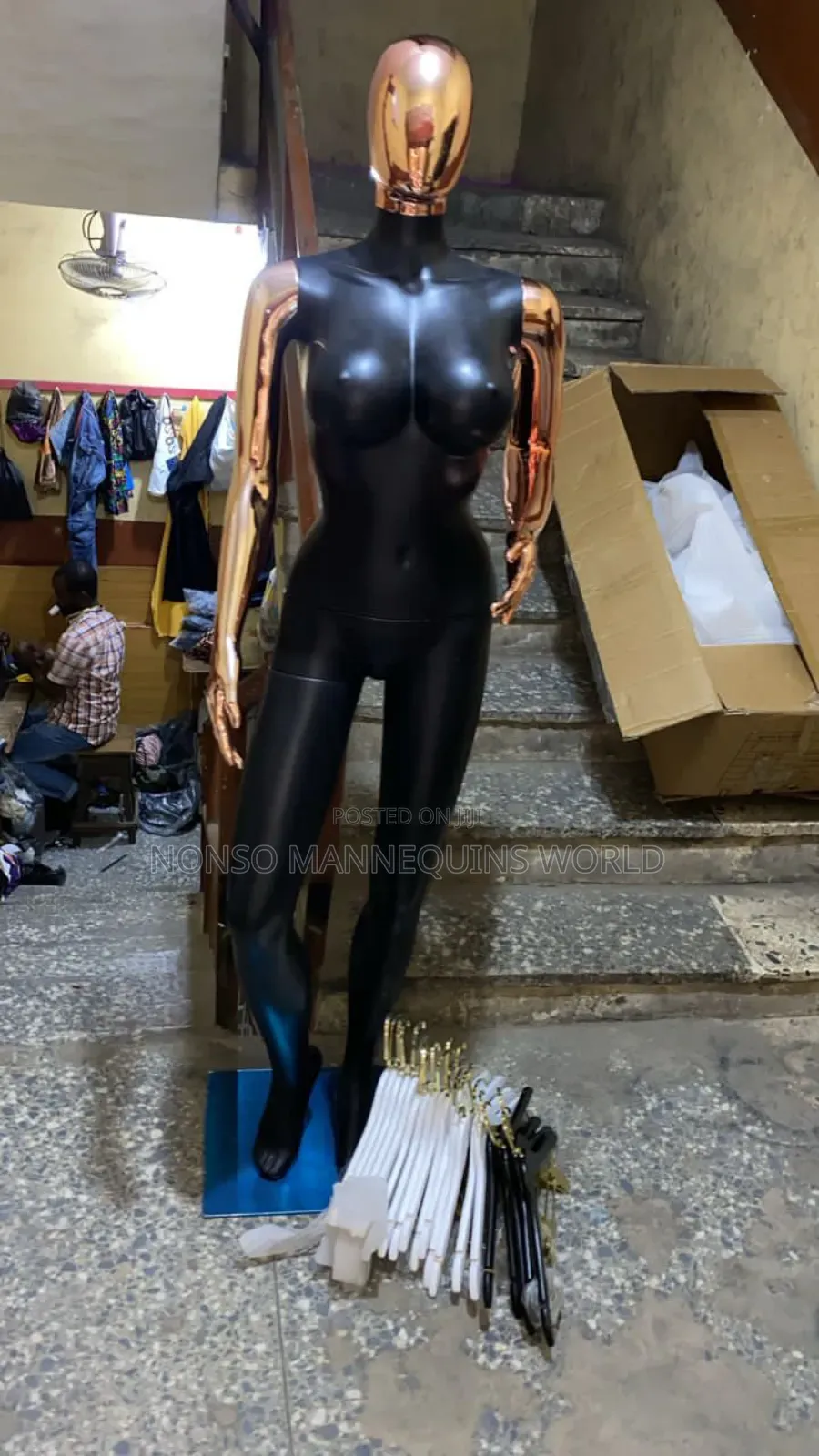Faceless Black and Rose Gold Female Mannequin