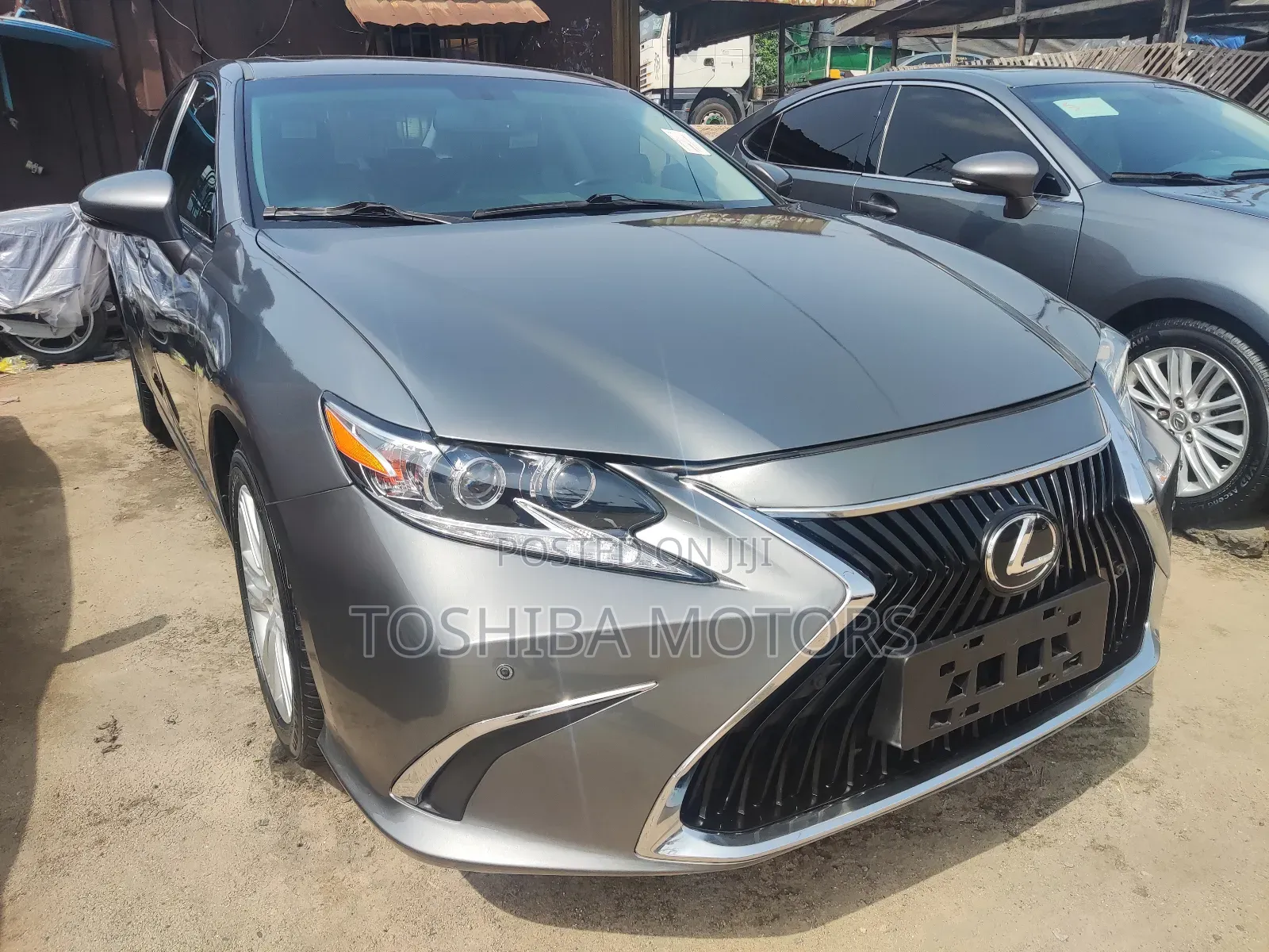 Lexus ES 350 FWD 2015 Gray