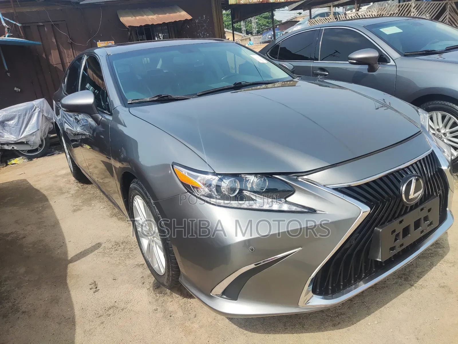 Lexus ES 350 FWD 2015 Gray