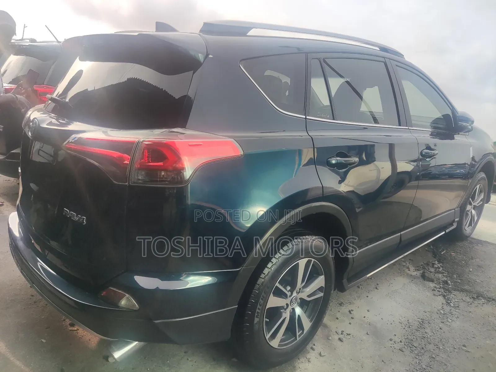Toyota RAV4 2018 Green