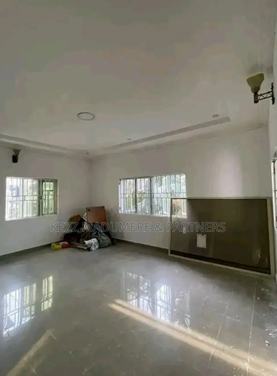 4bdrm Bungalow in Off Sars Rd , for sale