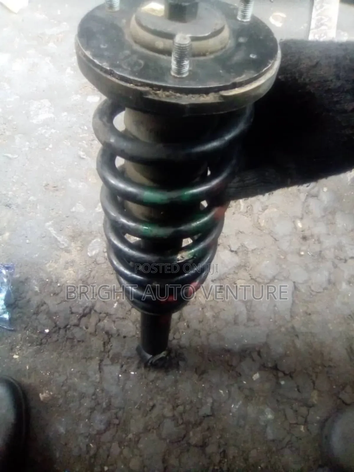 Front Shocks for Kia Sorento 2005 Model