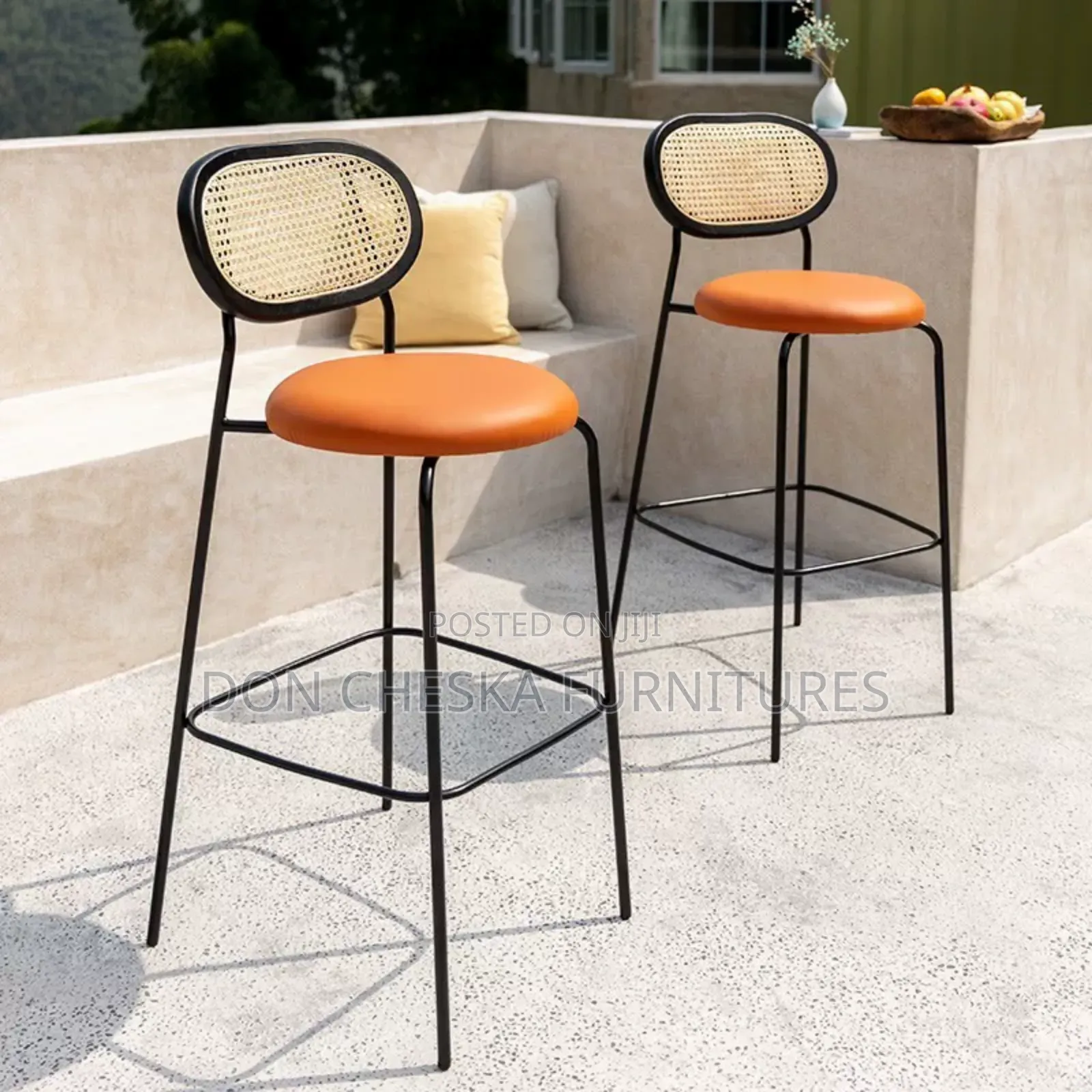 Metal Leg Bar Stool