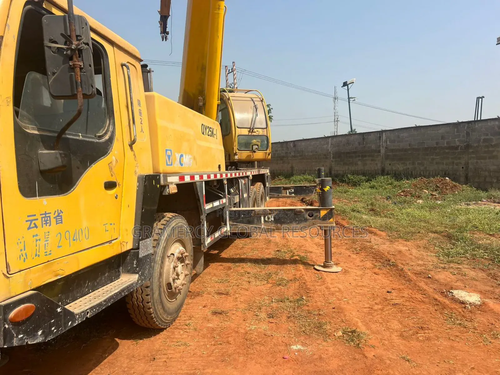 Fairly Used XCMG Mobile Crane 25tons