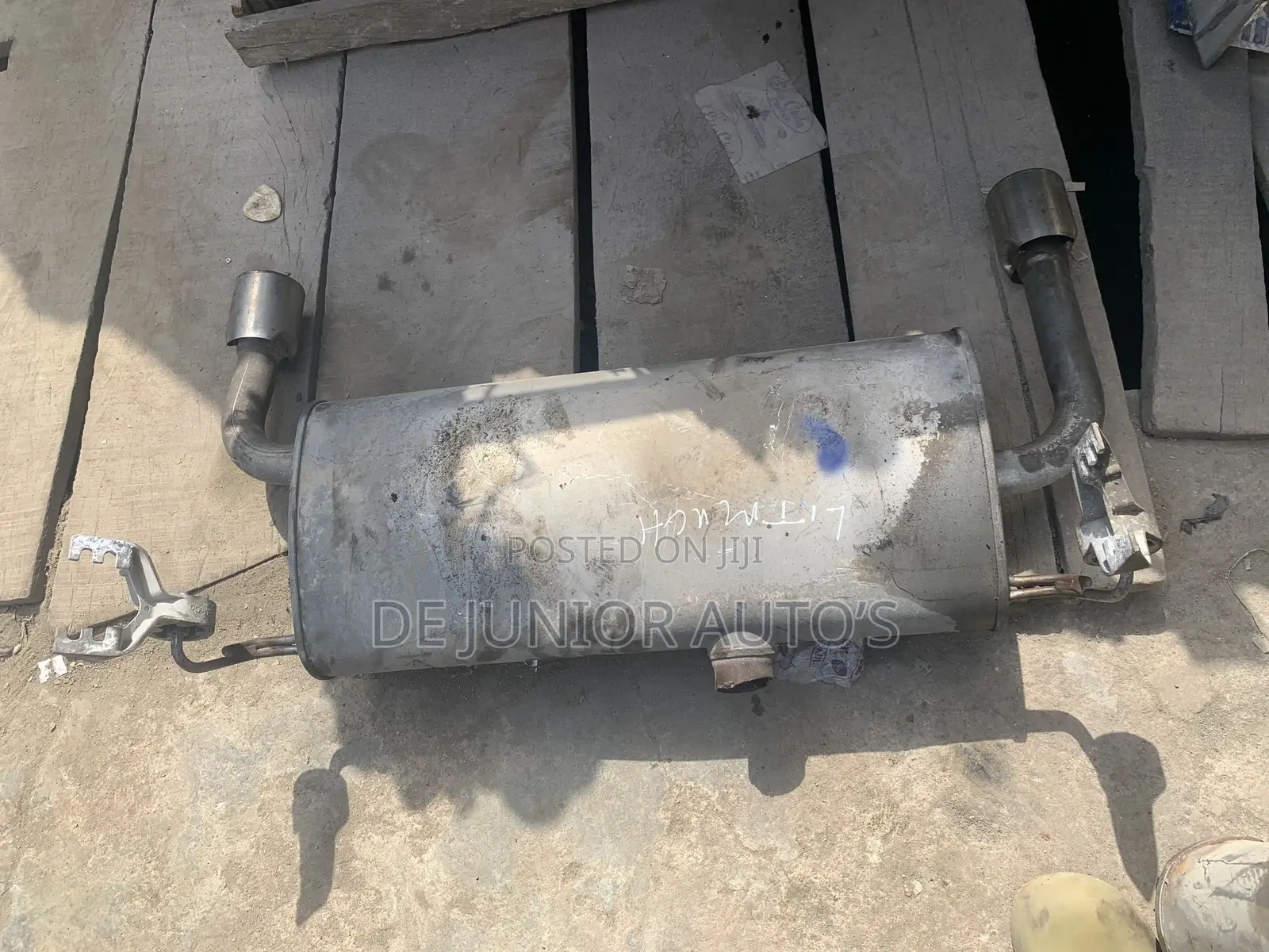 Exhaust Silencer Muffler Back Pot Chrysler 300
