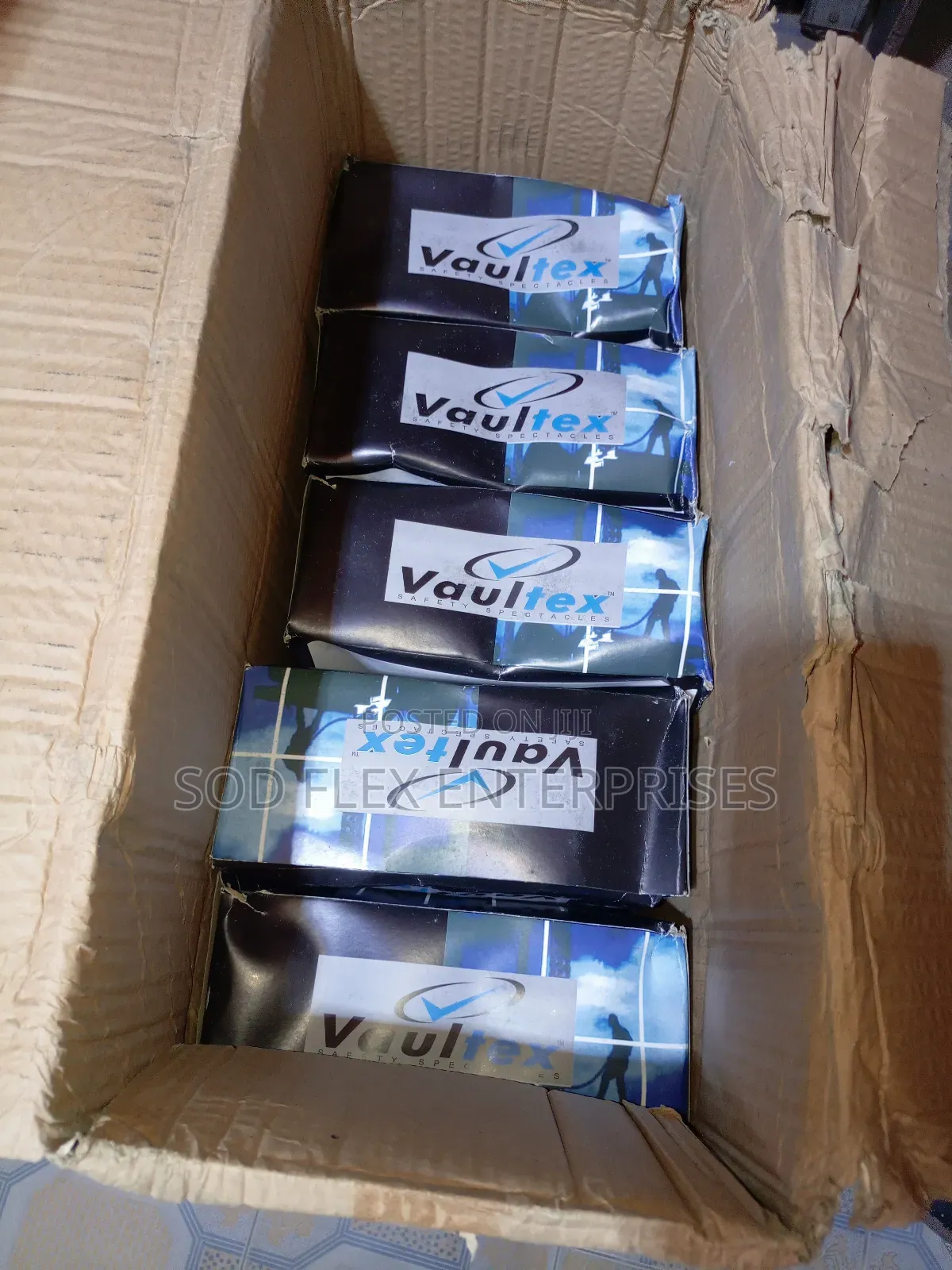 Vaulted Quality Imported Safety Eye Protection Glass/Google