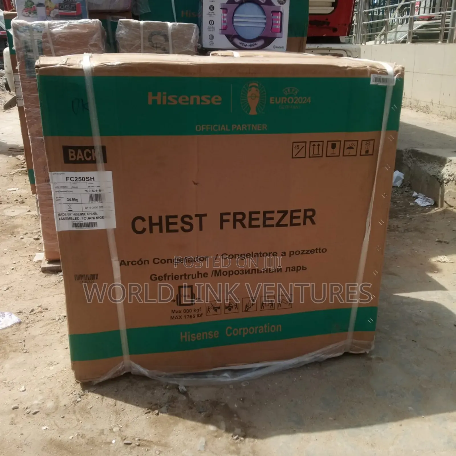 Hisense Chest Freezer 320 SH Black Color With Sliding Glass