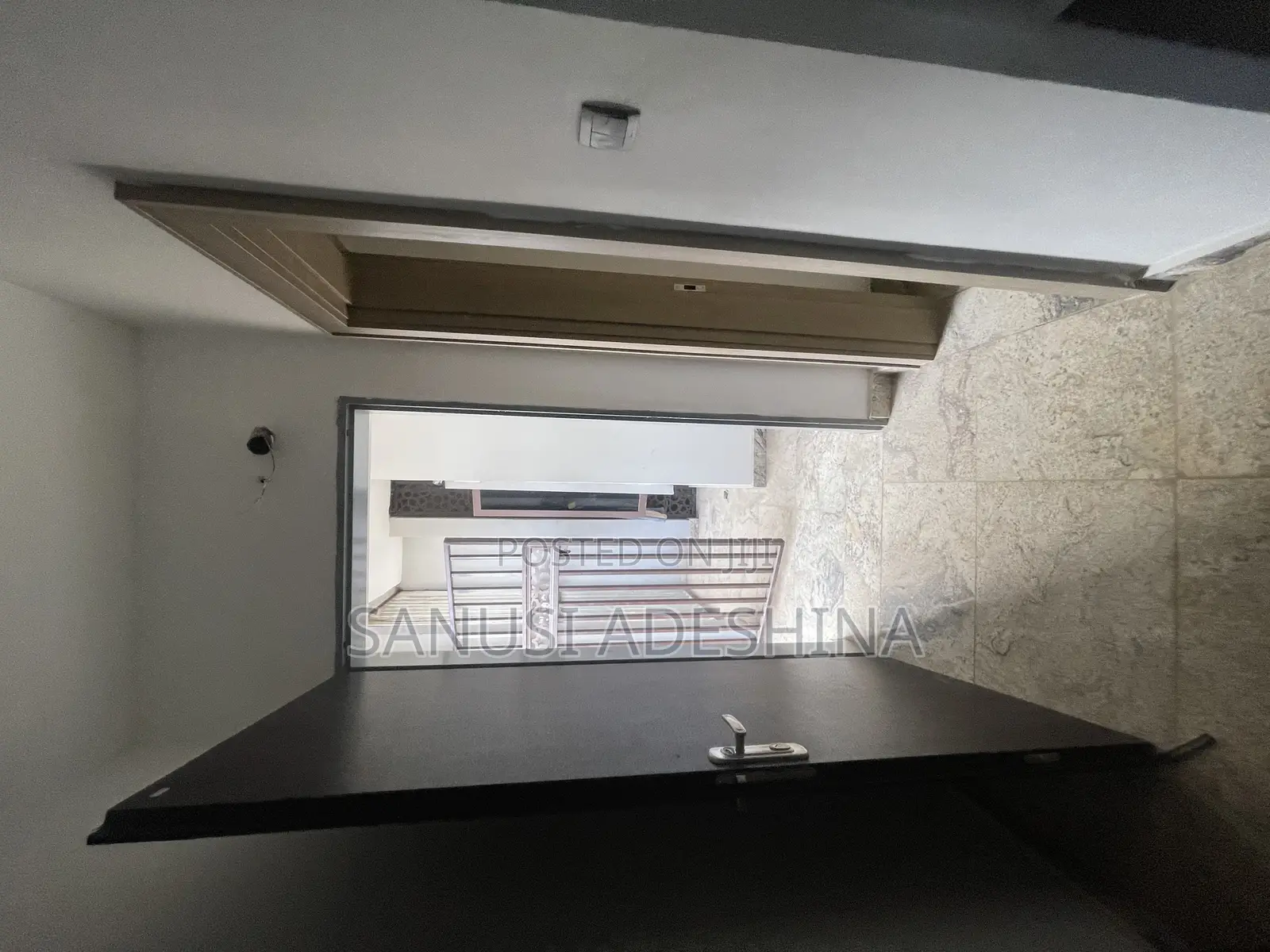 6bdrm Duplex in Jahi By Navy Quarter for sale
