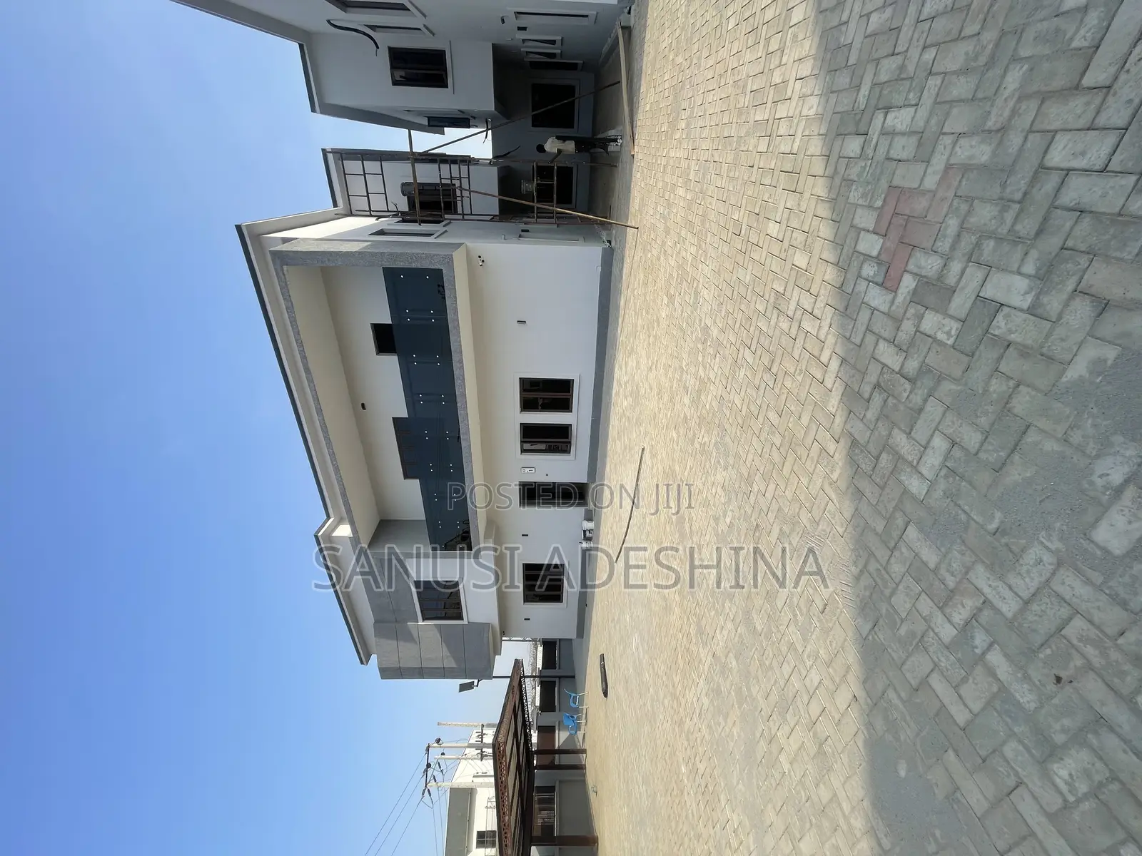 6bdrm Duplex in Jahi By Navy Quarter for sale