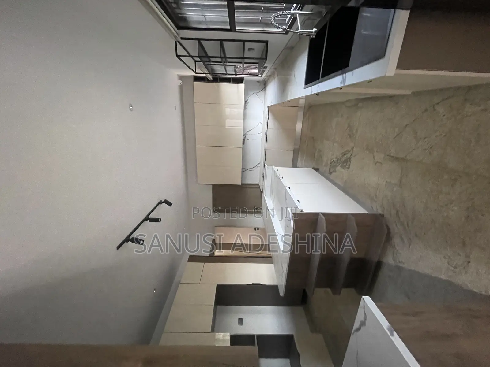 6bdrm Duplex in Jahi By Navy Quarter for sale