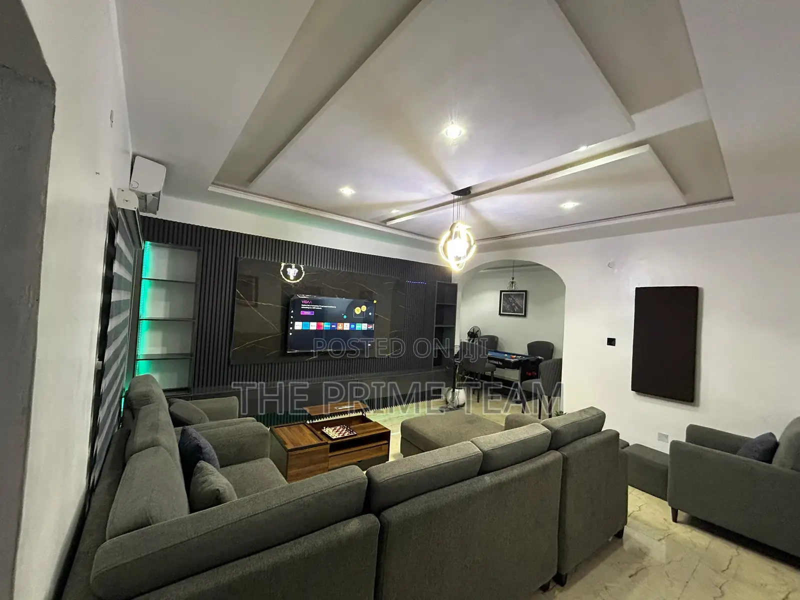 Tastefully Furnished 2 Bedroom Apartment