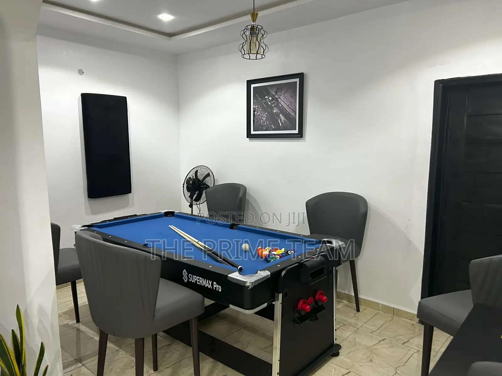 Tastefully Furnished 2 Bedroom Apartment
