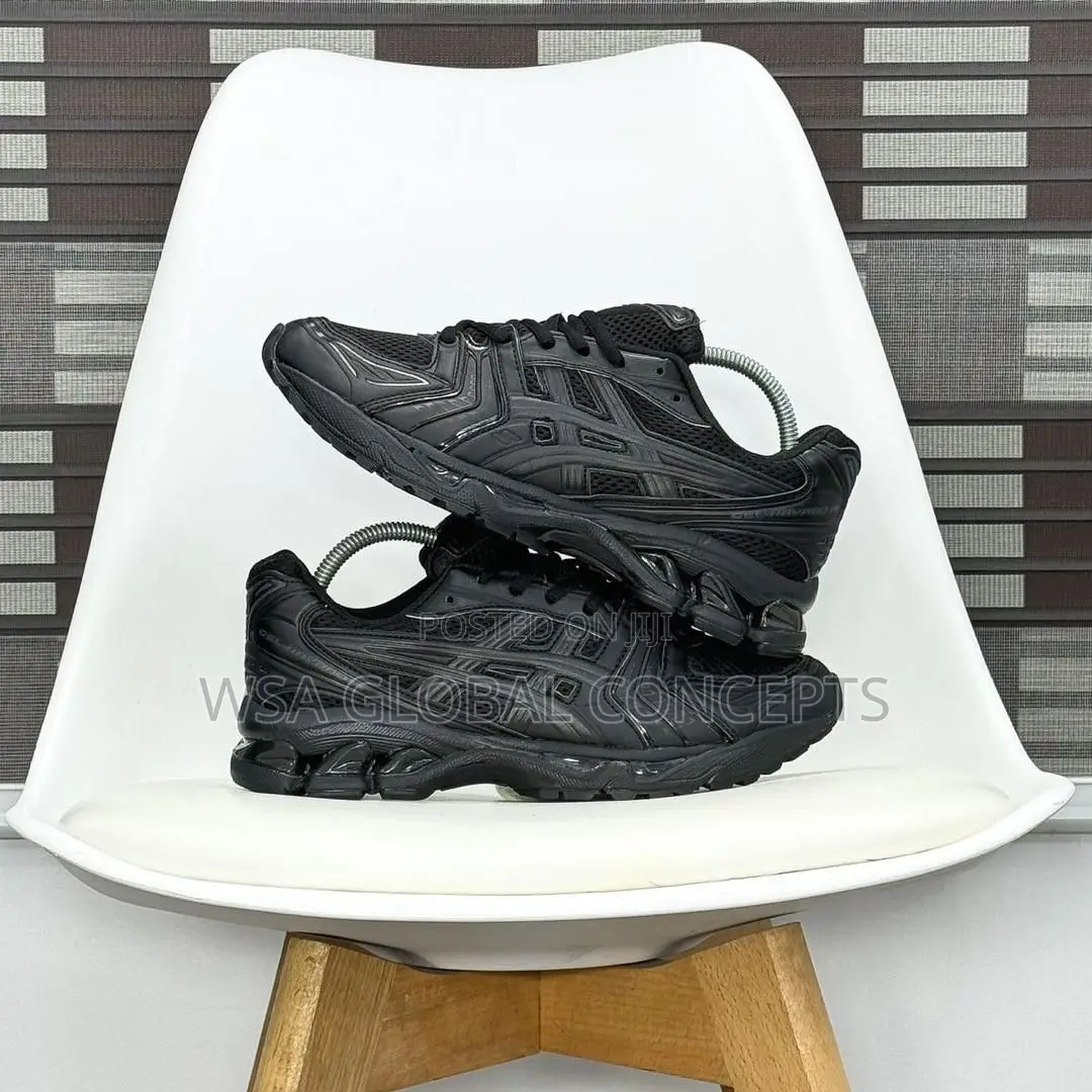 Asics Gel Kayano 14 Triple Black