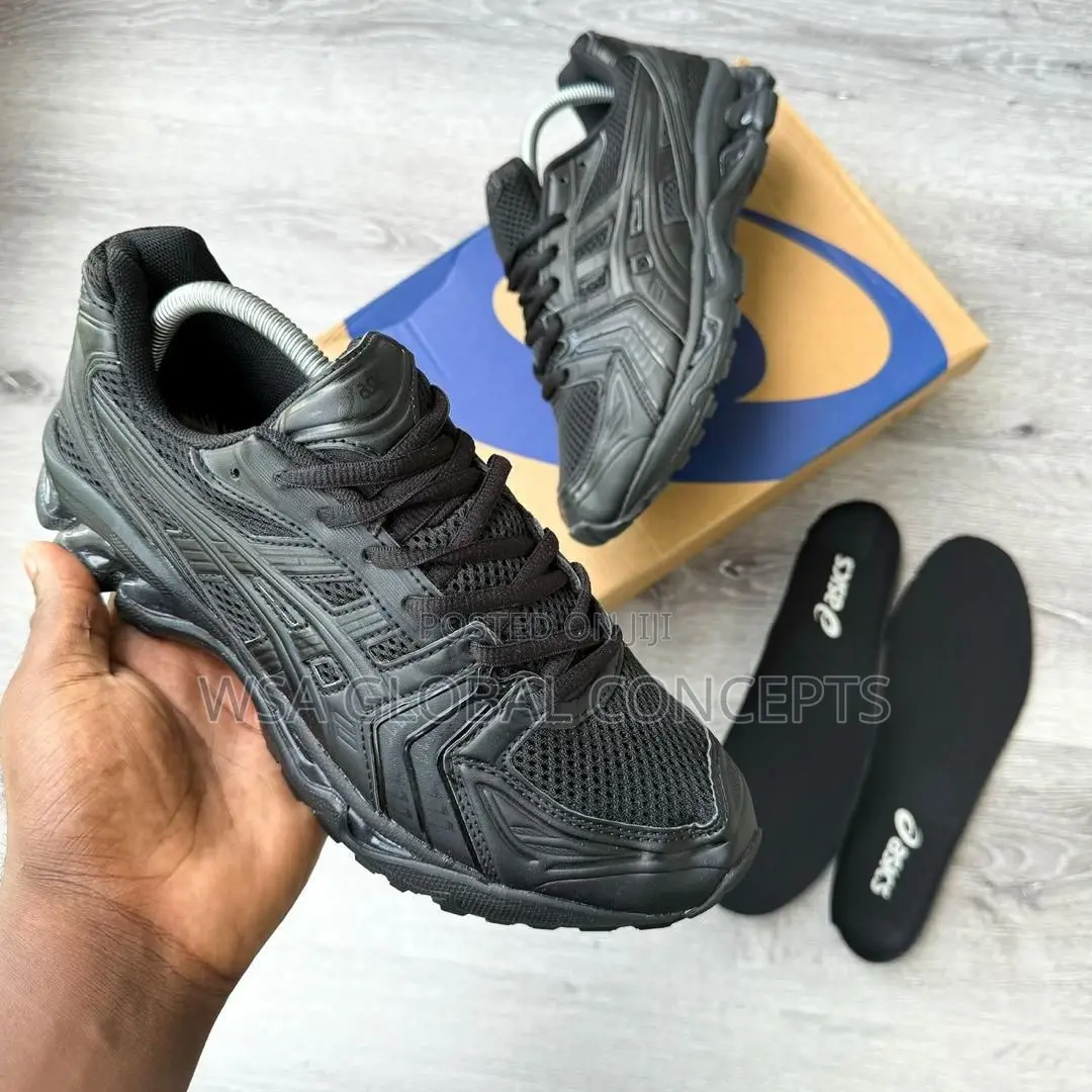 Asics Gel Kayano 14 Triple Black