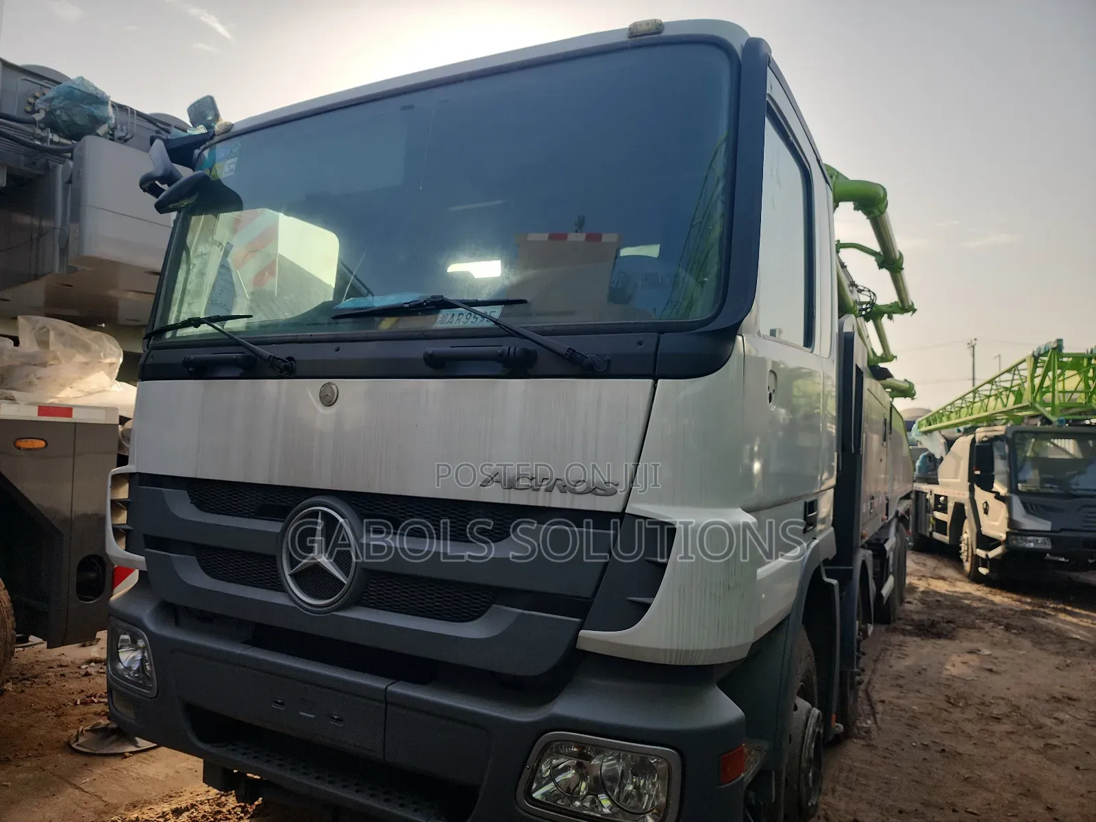 Tokunbo Zoomlion 52M Concrete Pump