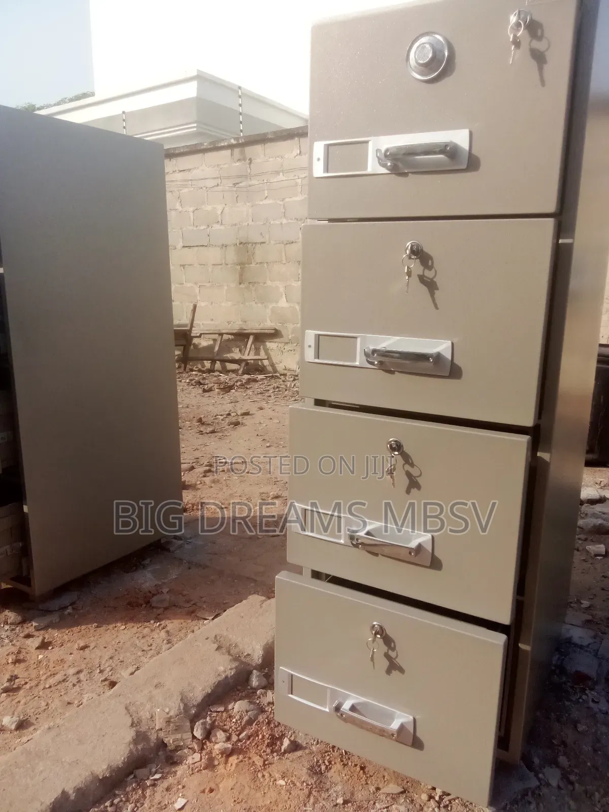 Gubabi And Ultimate 4door Fireproof Safe