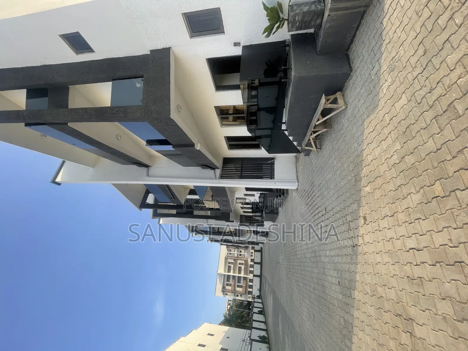 4bdrm House in Wuse Zone 4 Abuja for sale