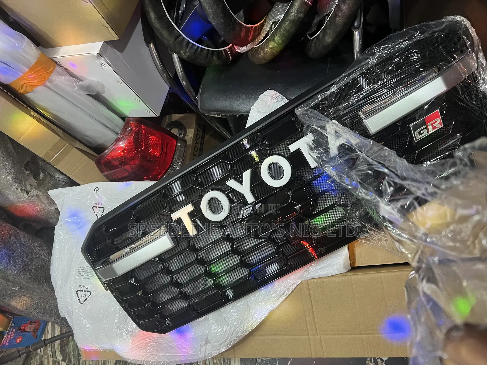 Complete Front Grille Toyota Land Cruiser 2023 /2024