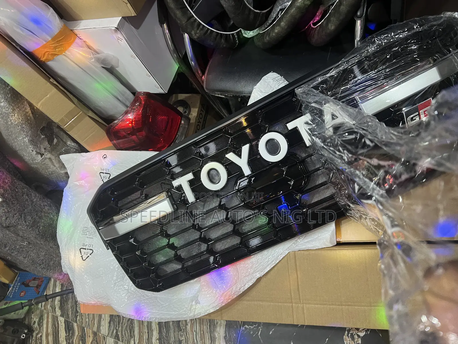Complete Front Grille Toyota Land Cruiser 2023 /2024