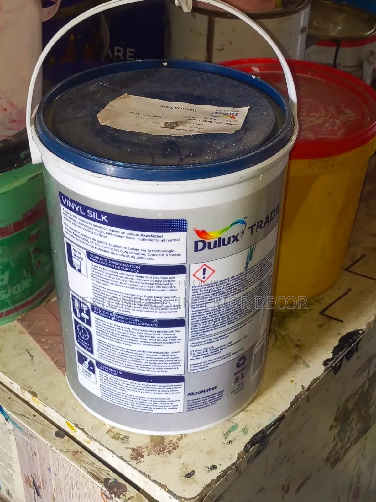 Dulux Trade Vinyl Silk