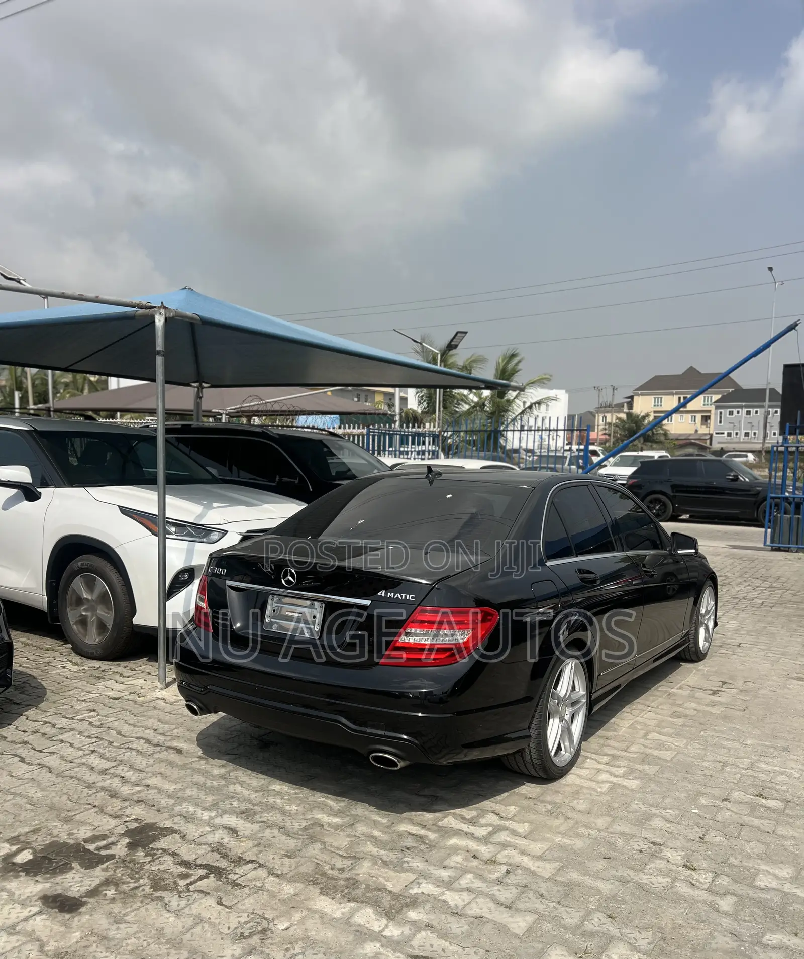 Mercedes-Benz C300 2013 Black