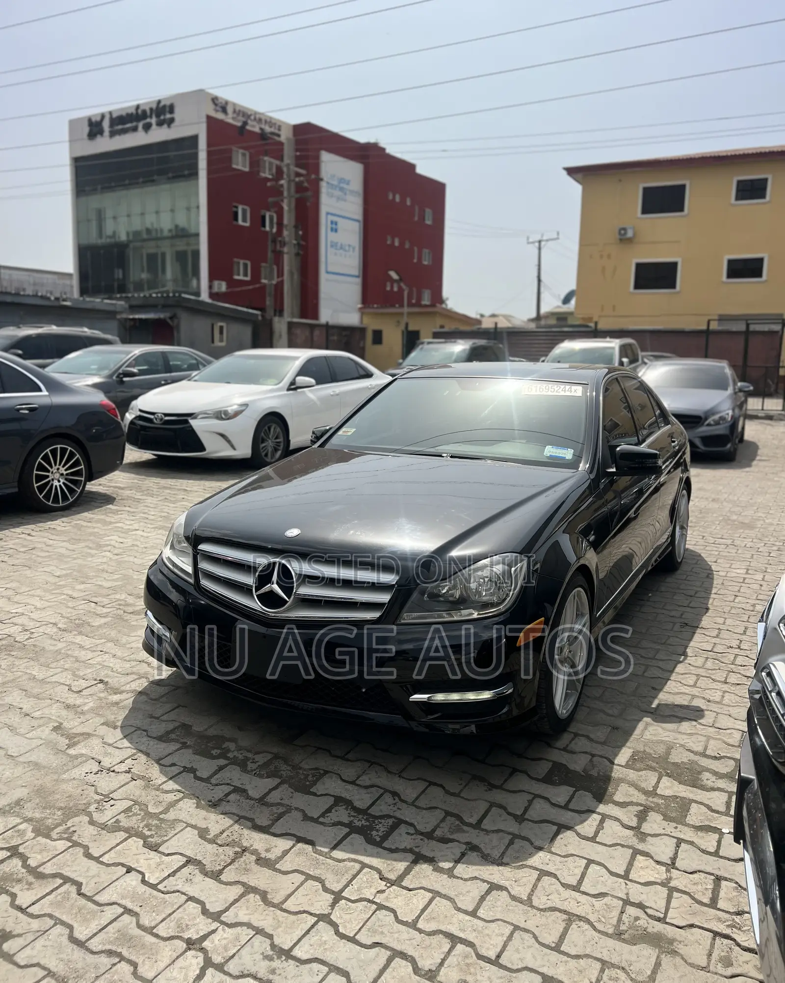 Mercedes-Benz C300 2013 Black
