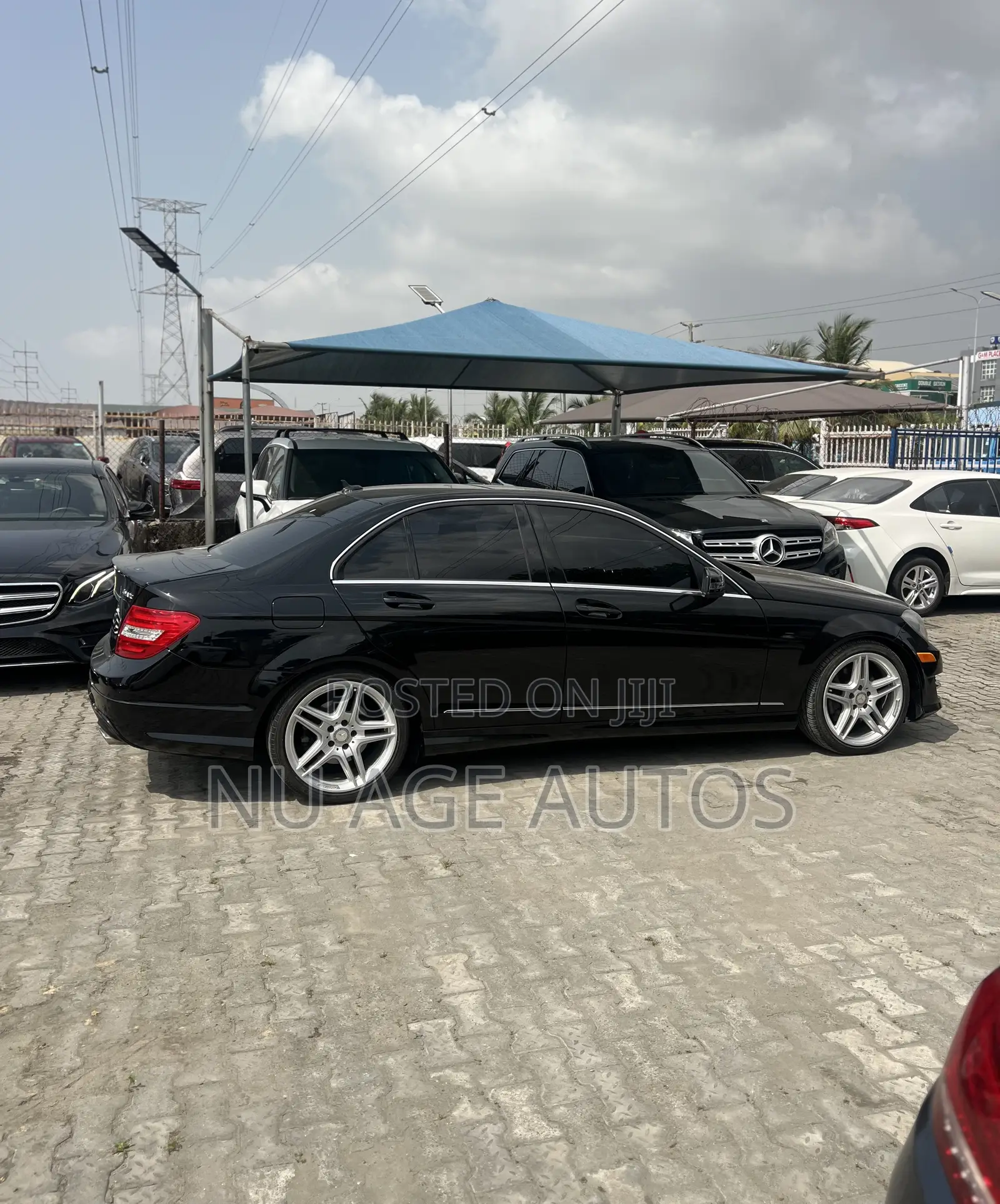 Mercedes-Benz C300 2013 Black